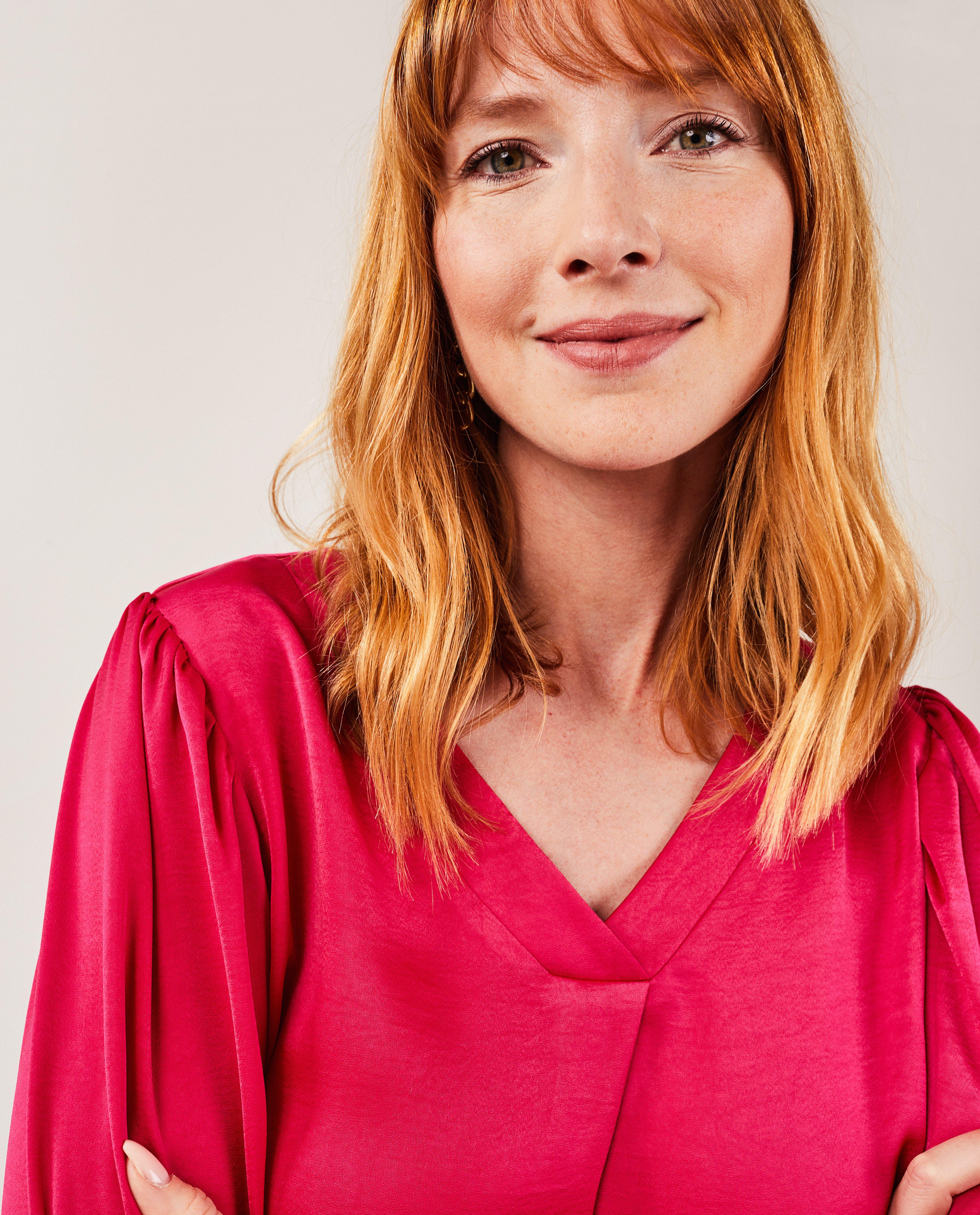 Hemden - Roze satijnen blouse