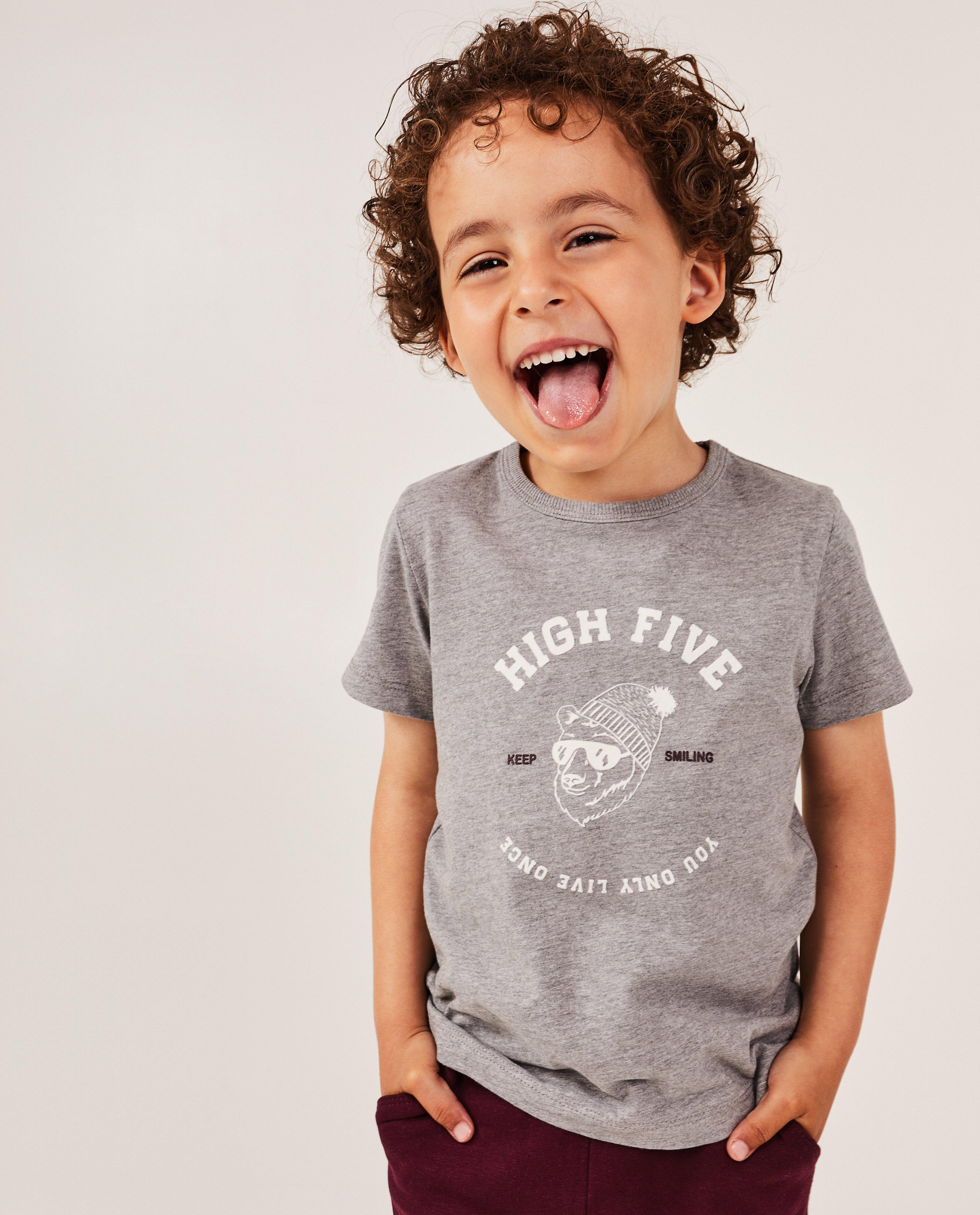 T-shirts - T-shirt met opschrift