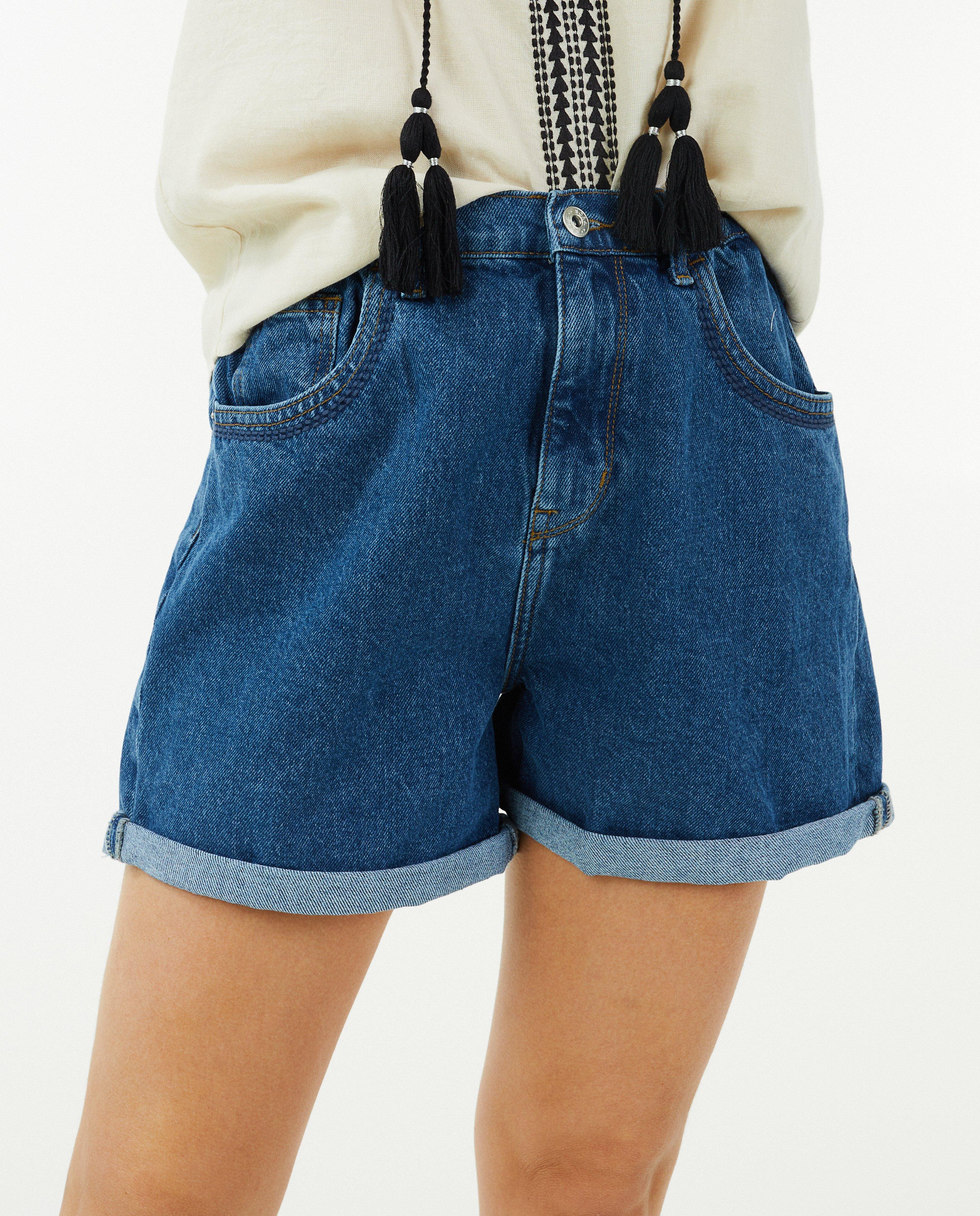 Short en jeans bleu - D&eacute;tails du produit - bleu clair - image num&eacute;ro 4