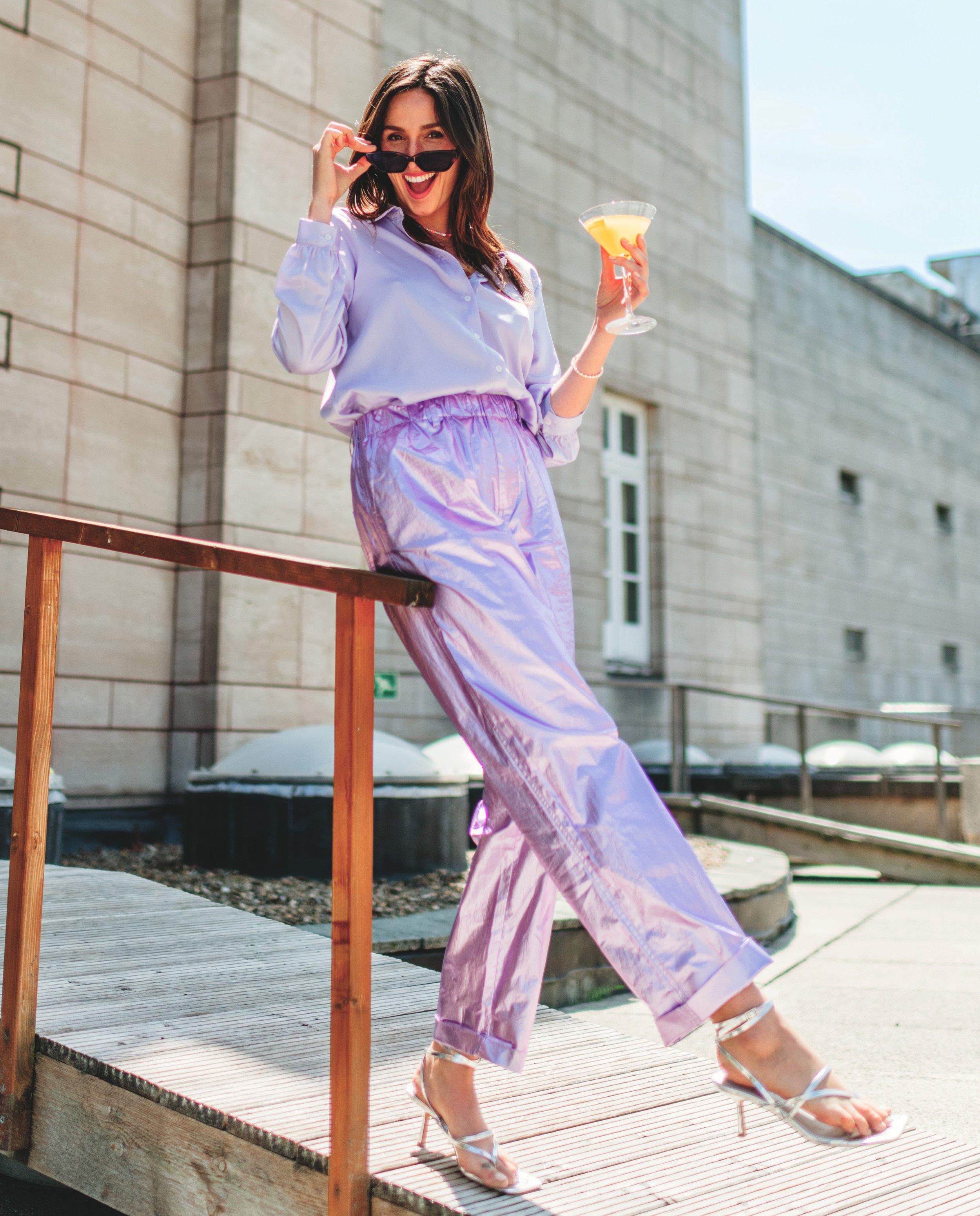 Broeken - Paarse metallic broek
