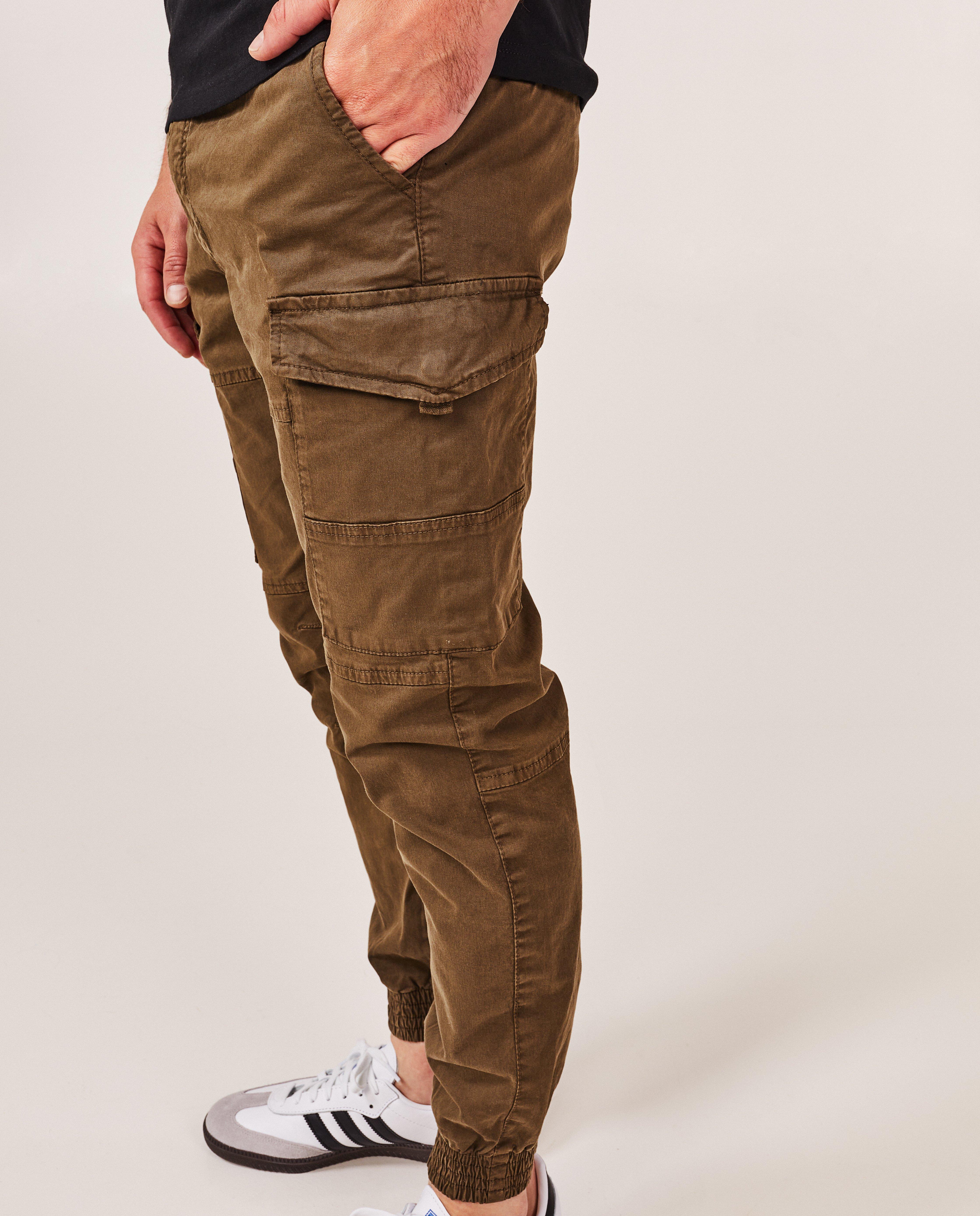 Pantalons - Pantalon vert foncé, coupe cargo