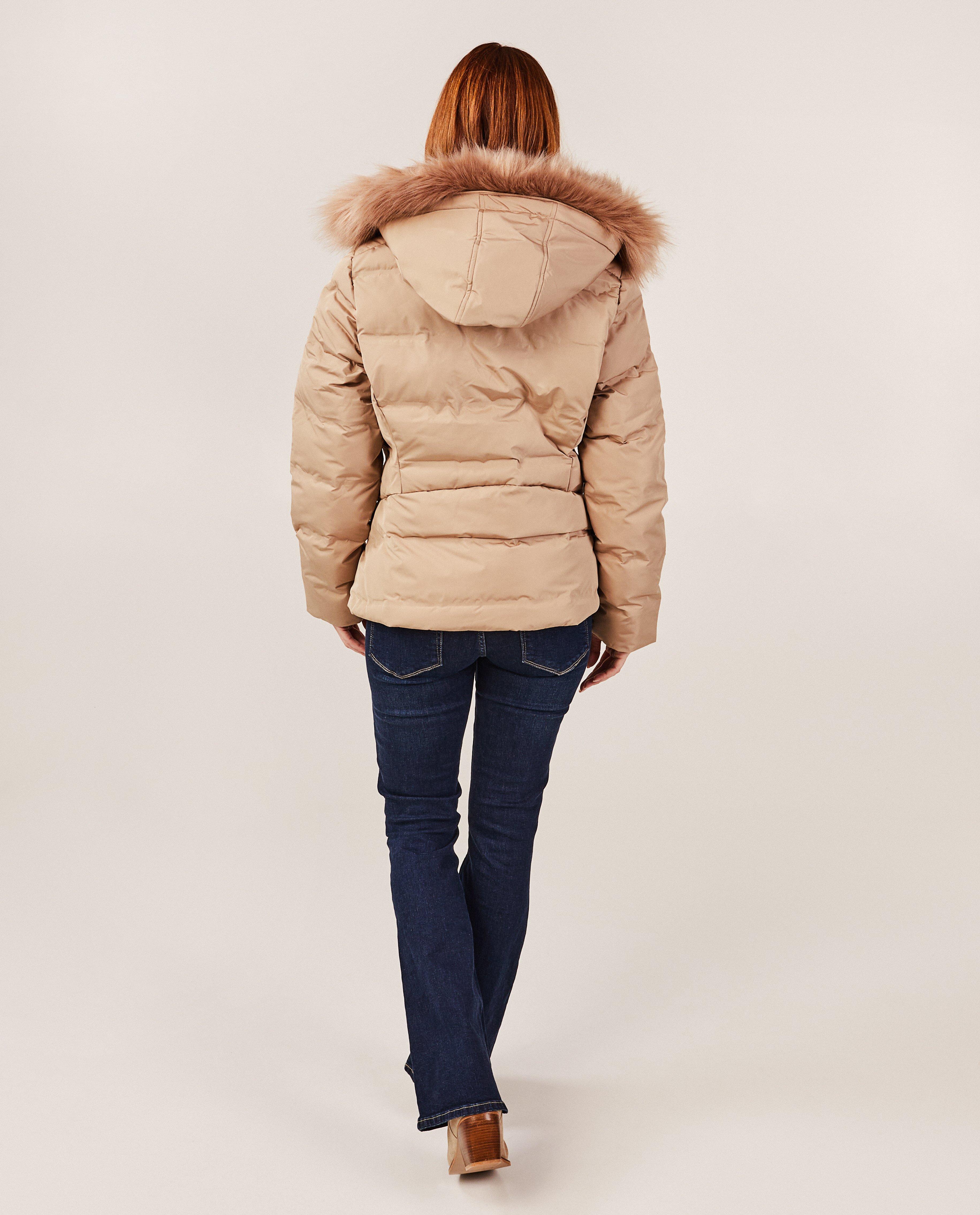 Donsjassen - Beige jas met afneembare kap
