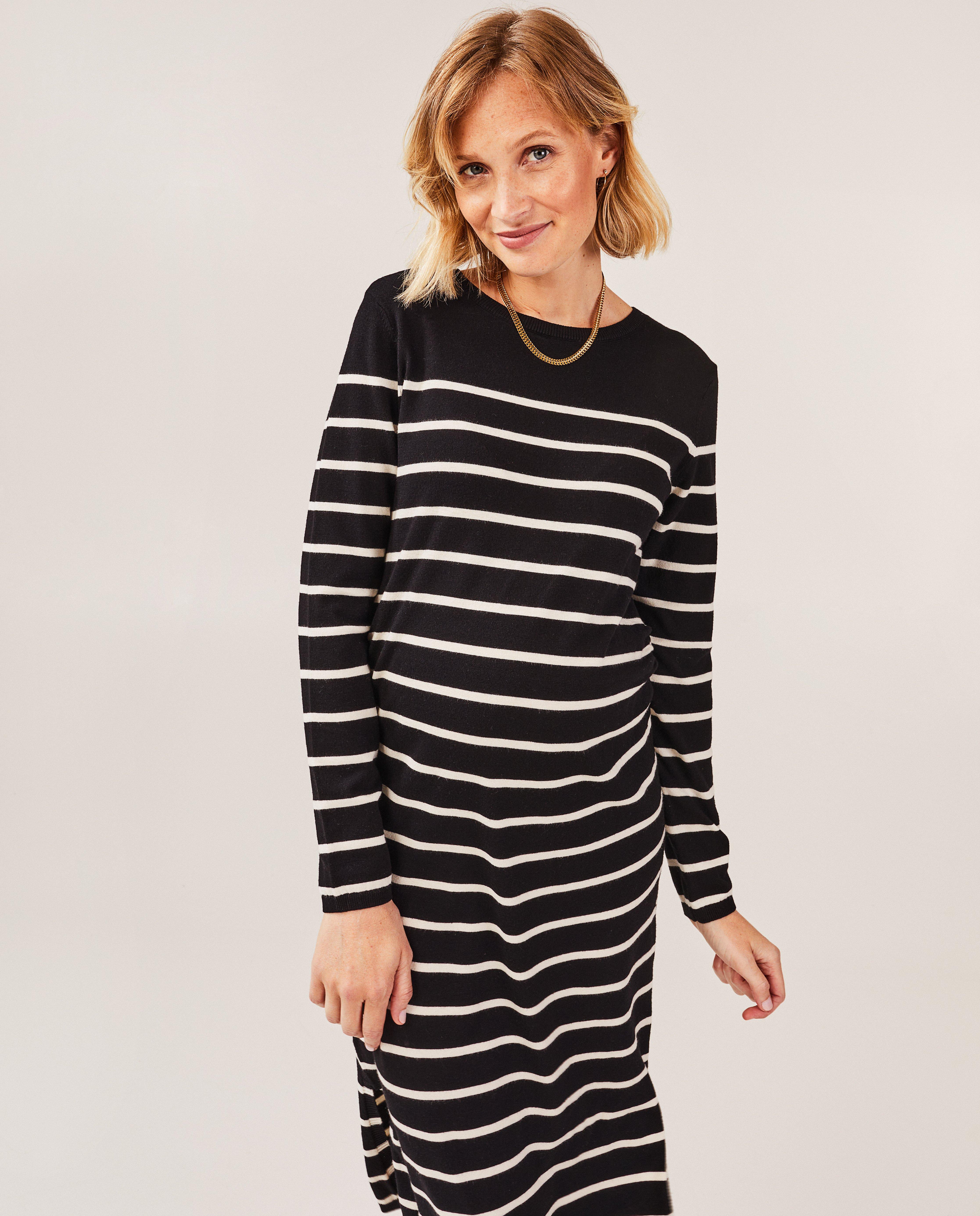 Robes - Longue robe rayée en fin tricot