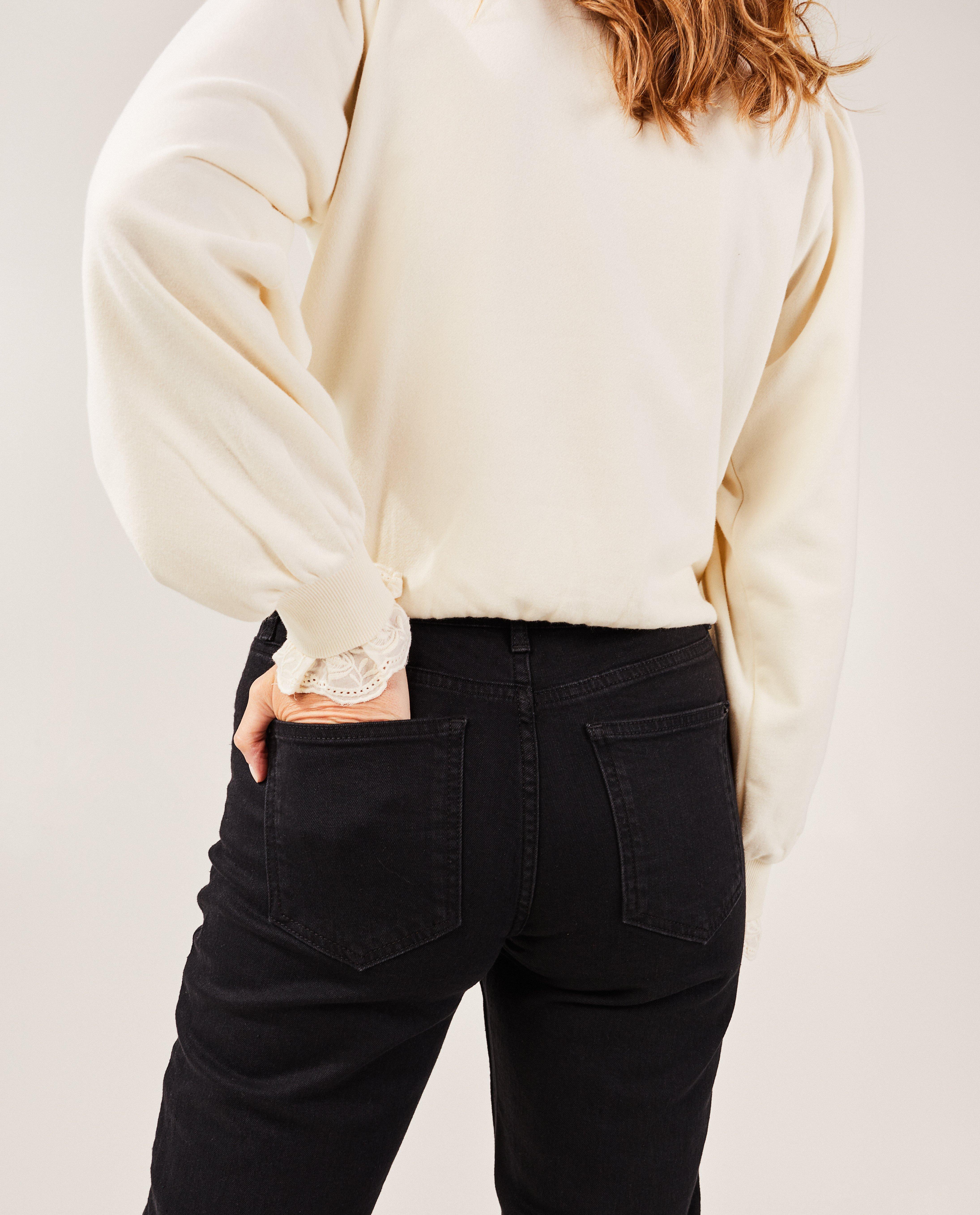 Sweaters - Offwhite sweater met sierboorden