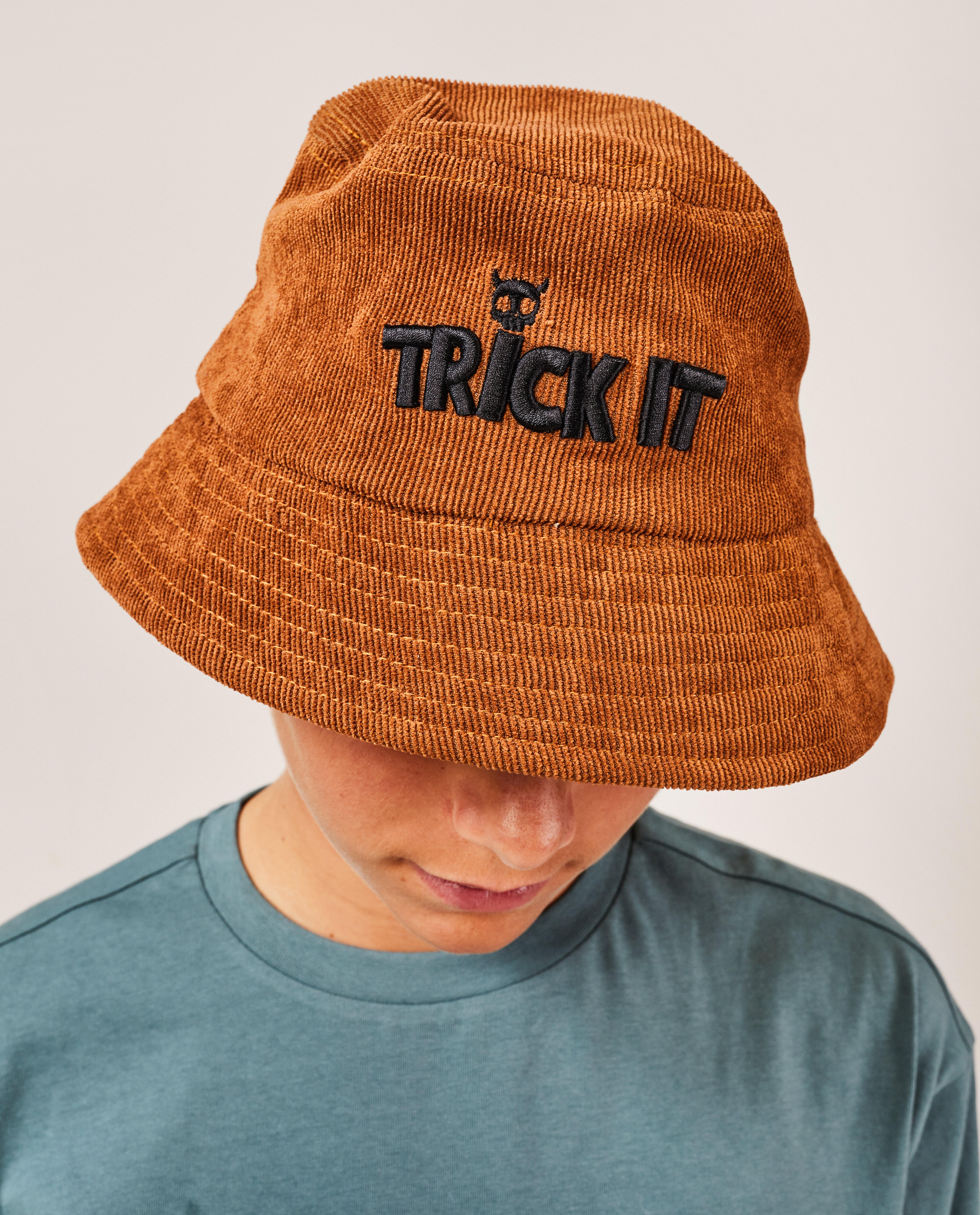 Breigoed - Bruine buckethat met rib
