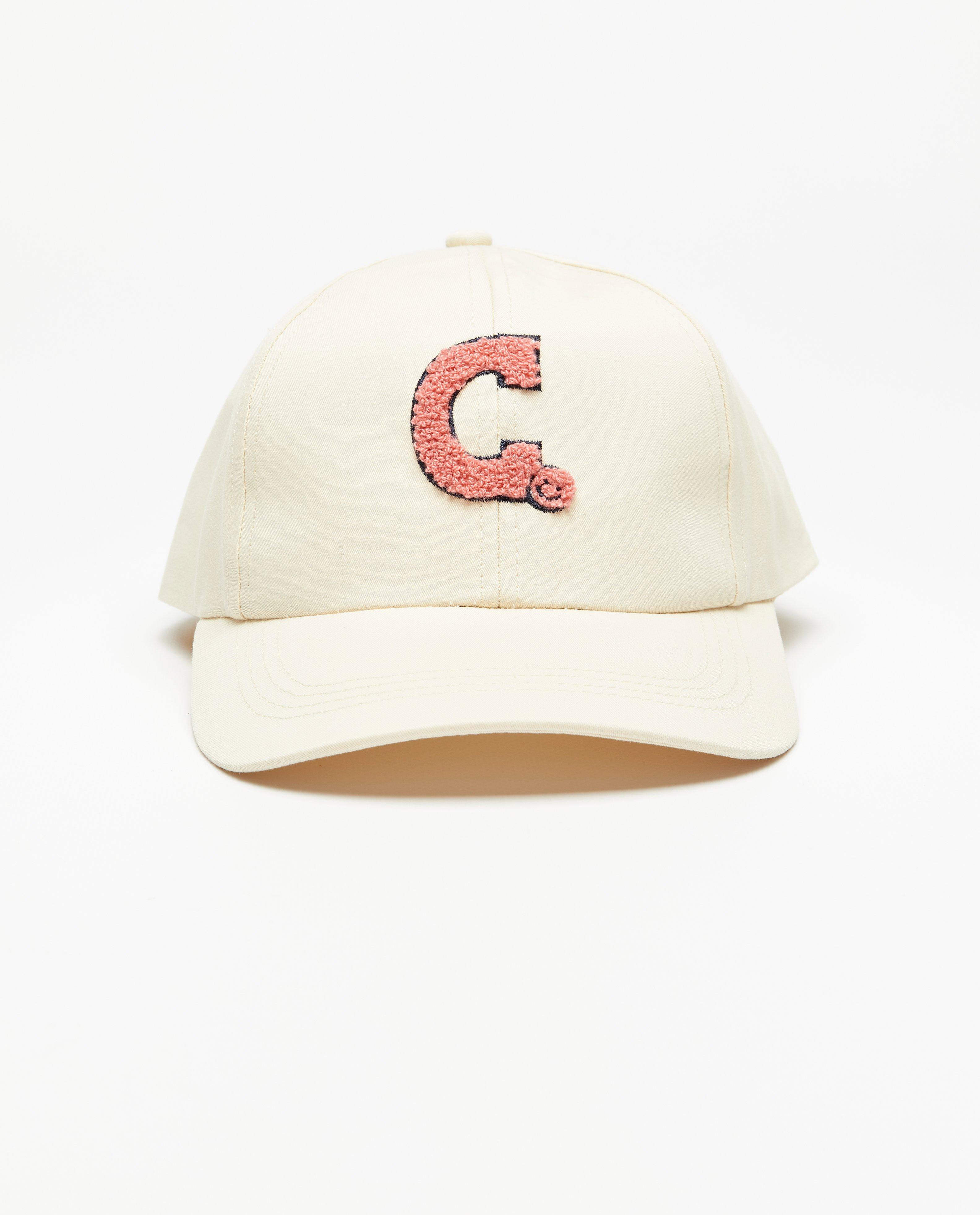 Casquette avec un écusson - null - Milla Star