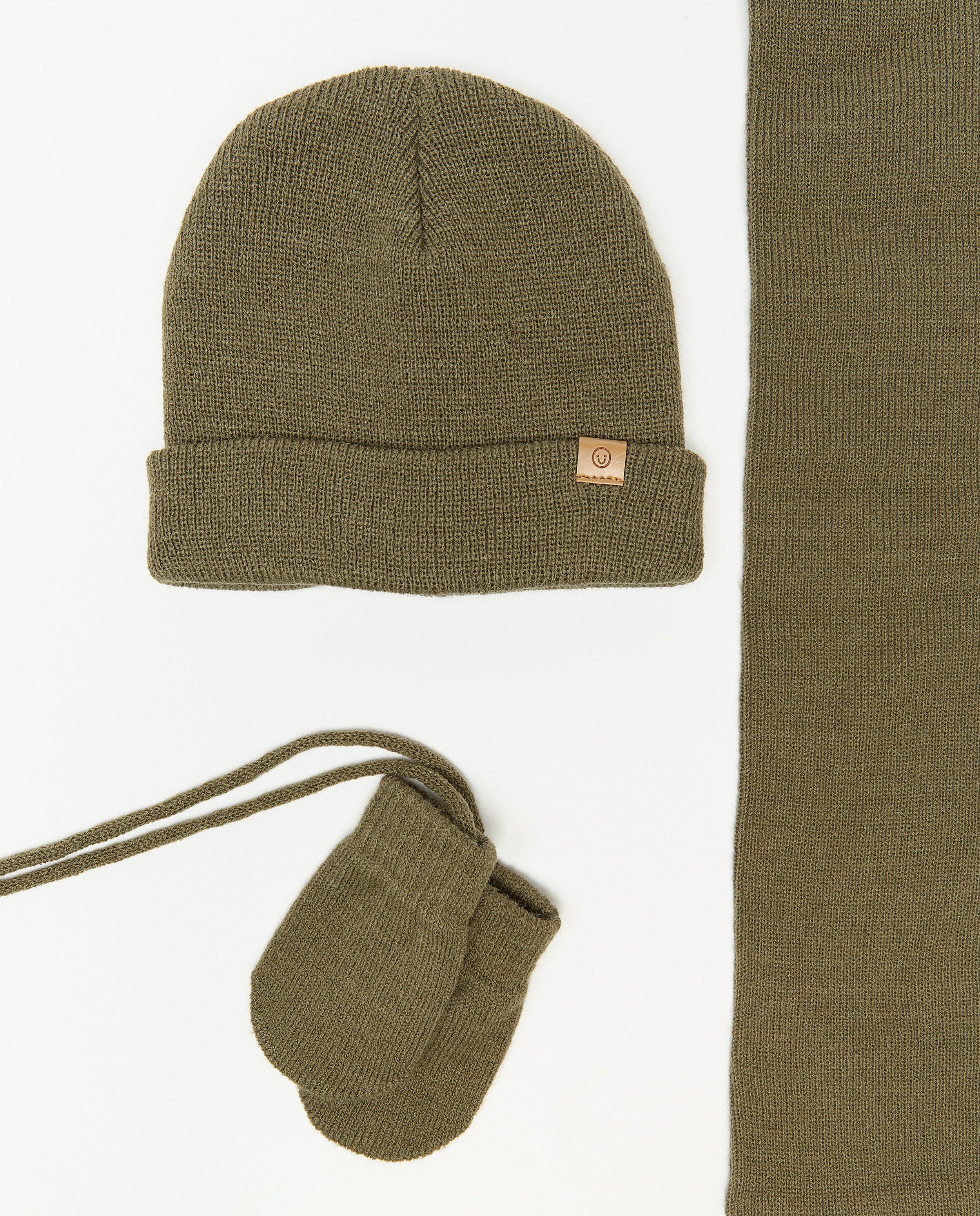 Breigoed - Set: muts + sjaal + handschoenen baby