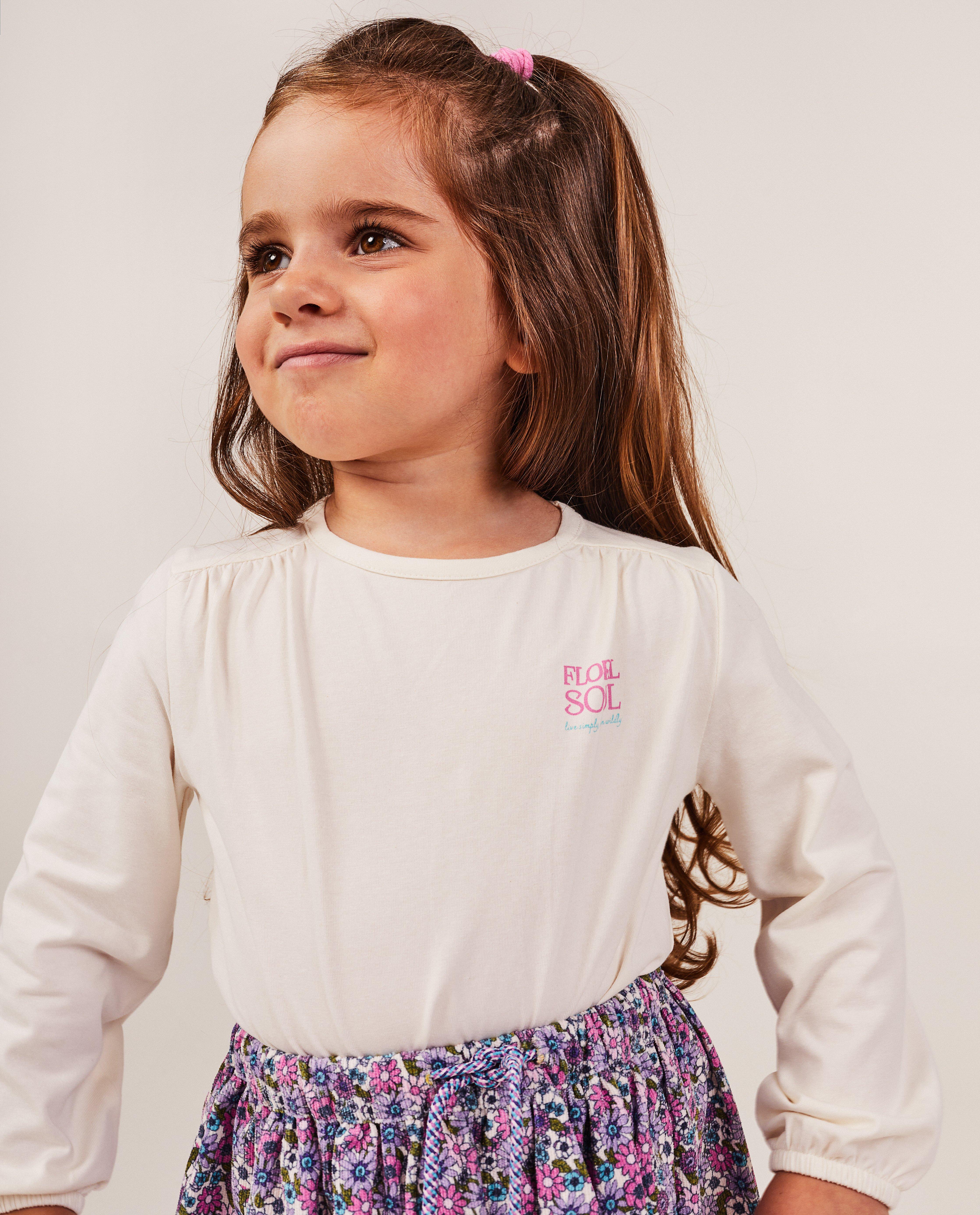 T-shirts - Offwhite blouse met opschrift