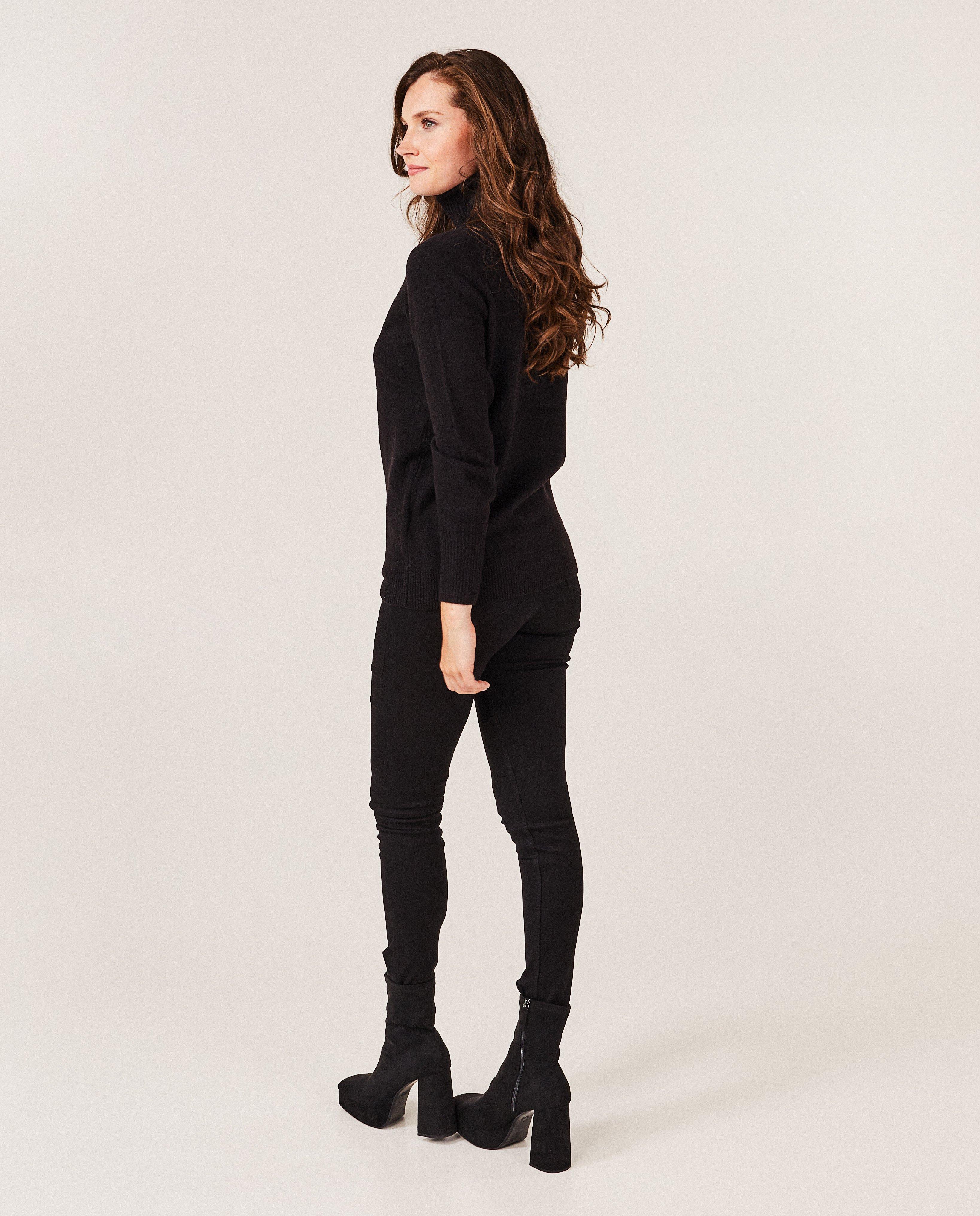 Pull à col roulé - Détails du produit - noir - image numéro 3