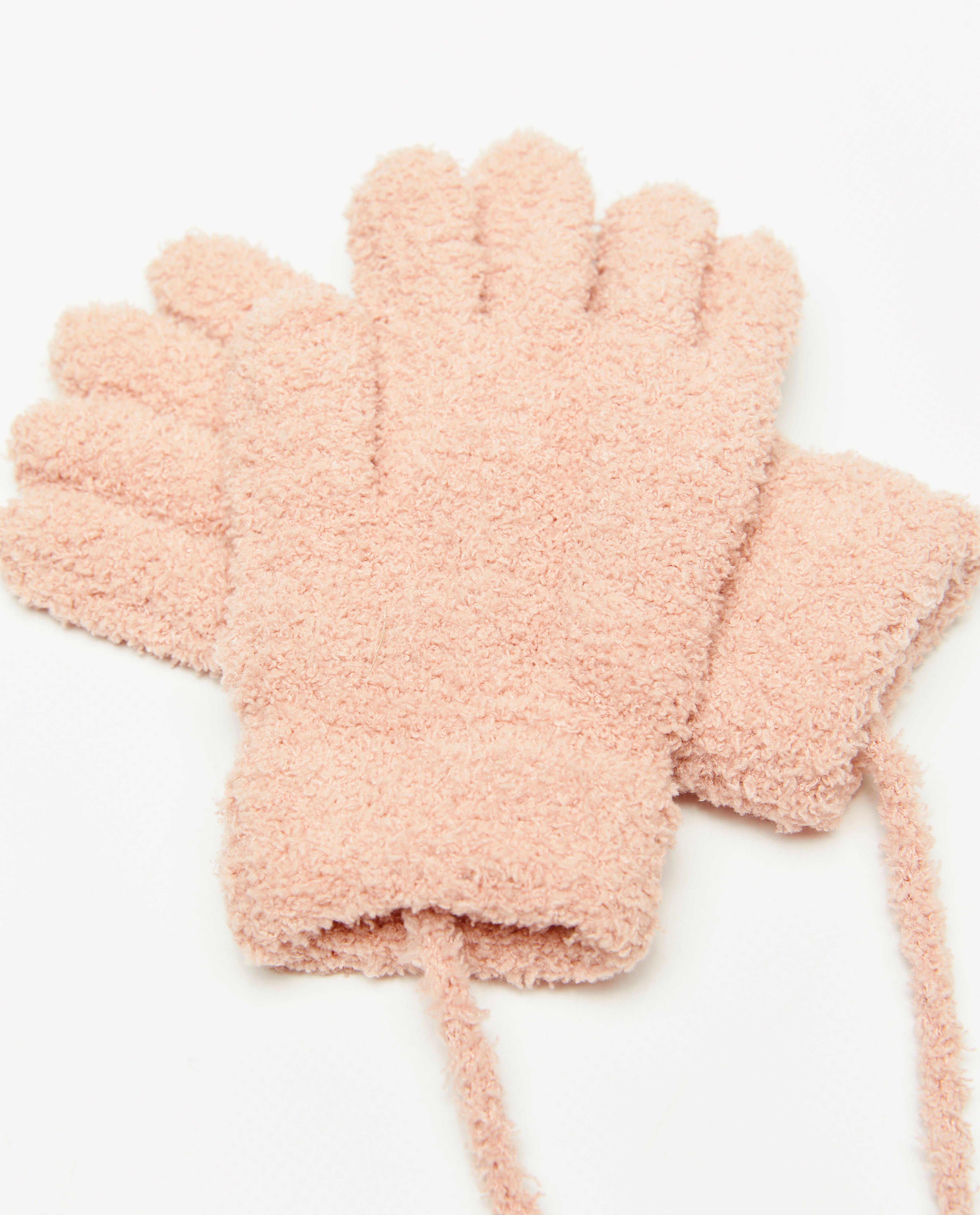 Breigoed - Fuzzy handschoenen met koord