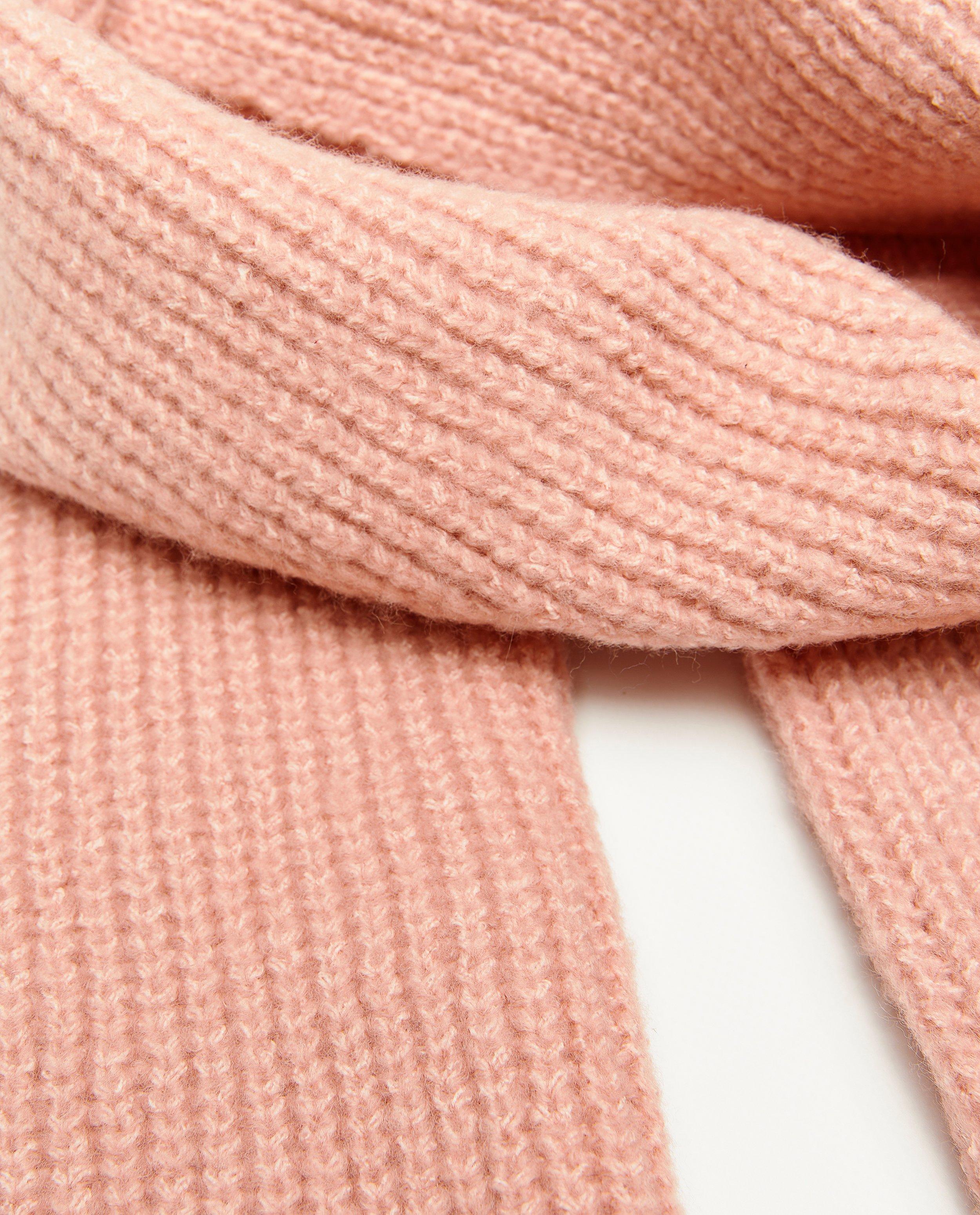 Bonneterie - Écharpe rose en tricot