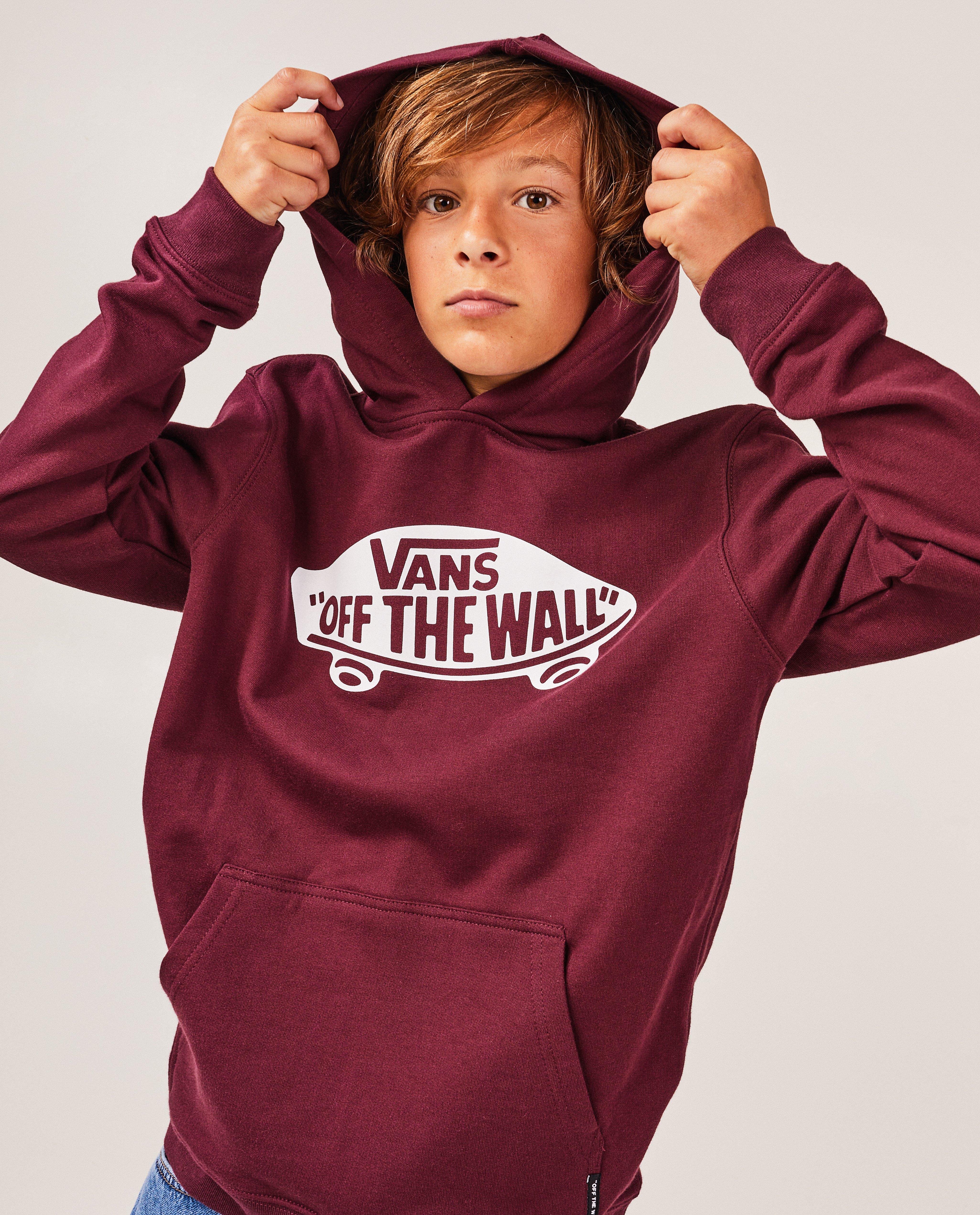 Sweaters - Zwarte hoodie met opschrift