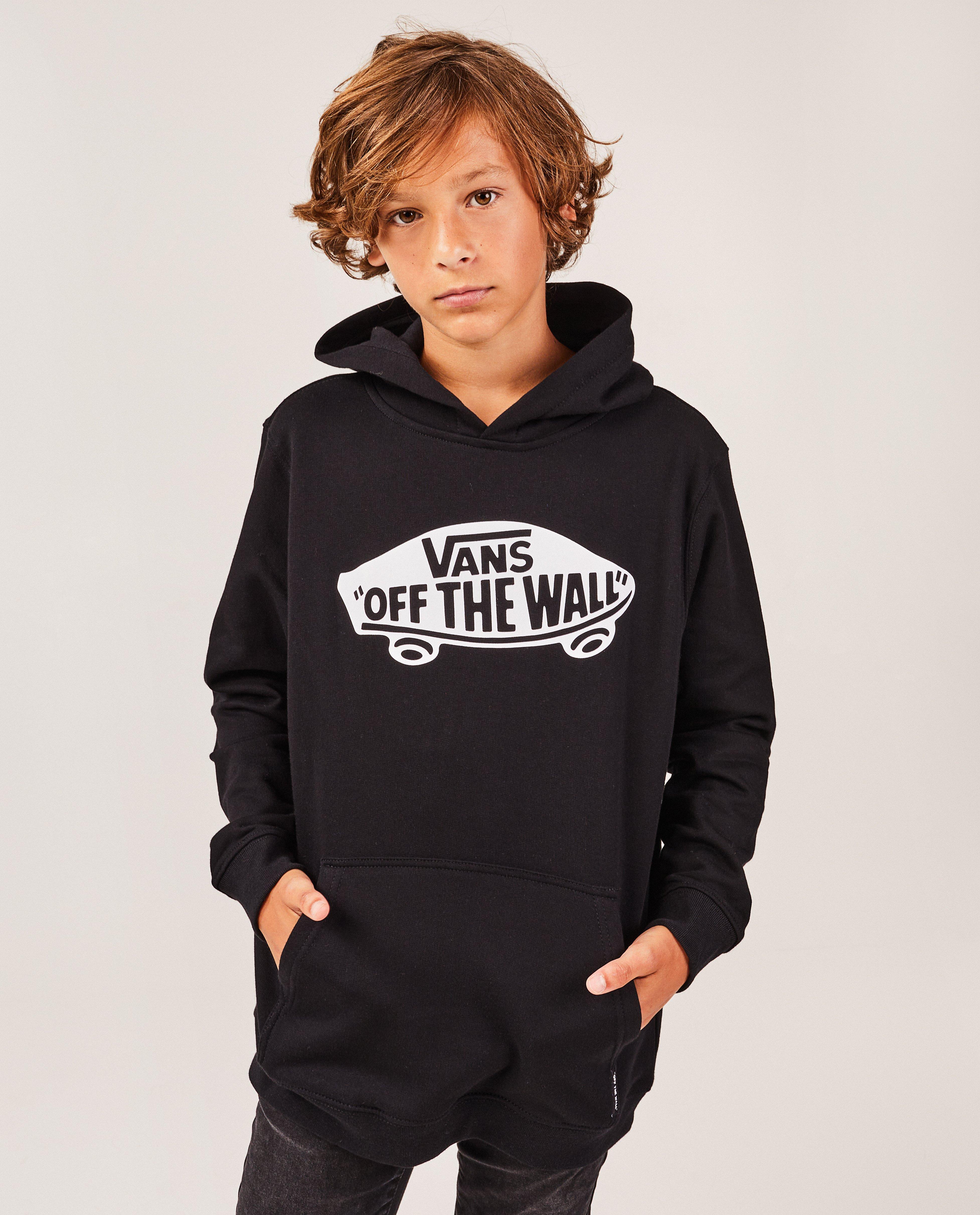Sweaters - Zwarte hoodie met opschrift
