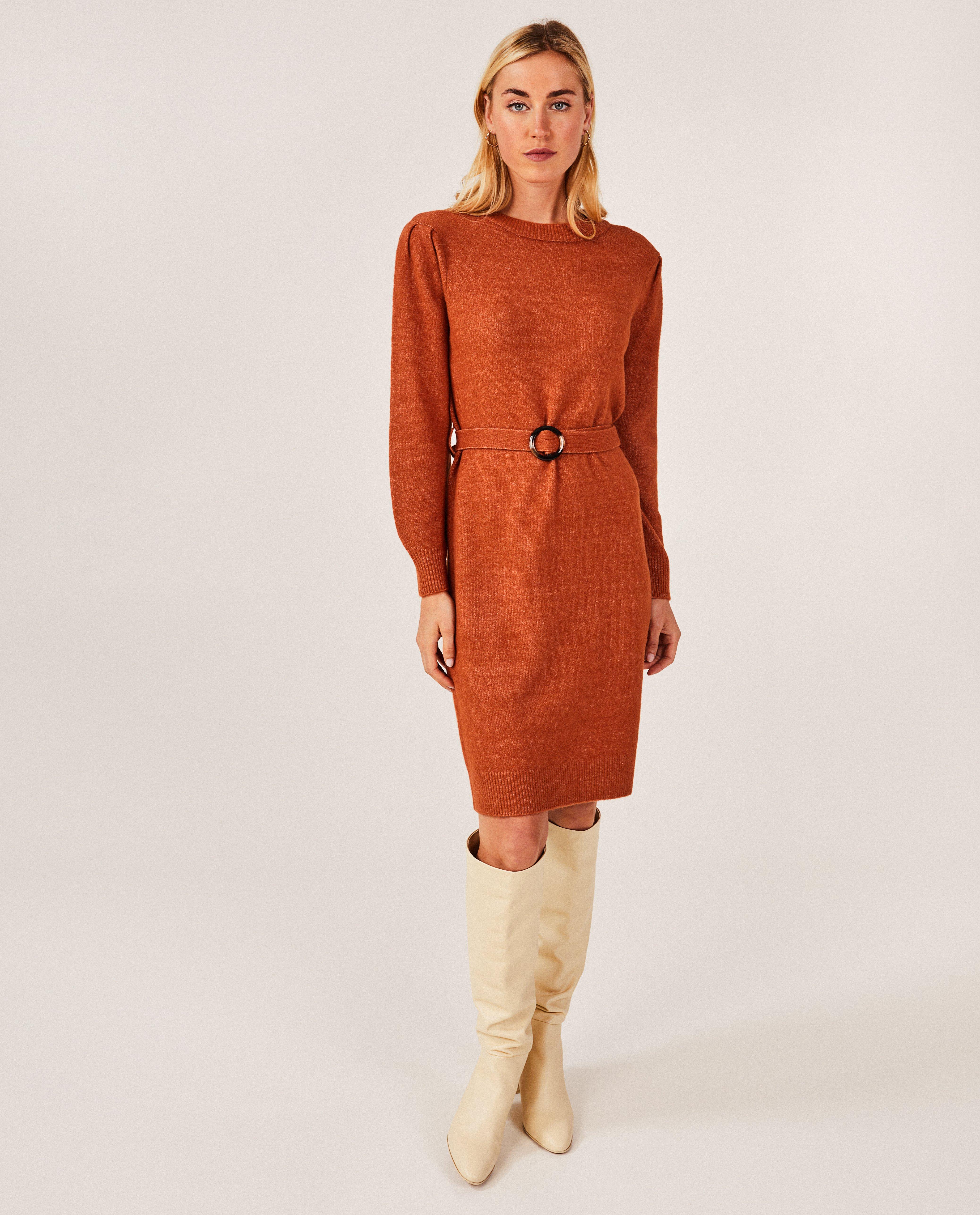 Robe tricot avec une ceinture - null - Thelma & Louise