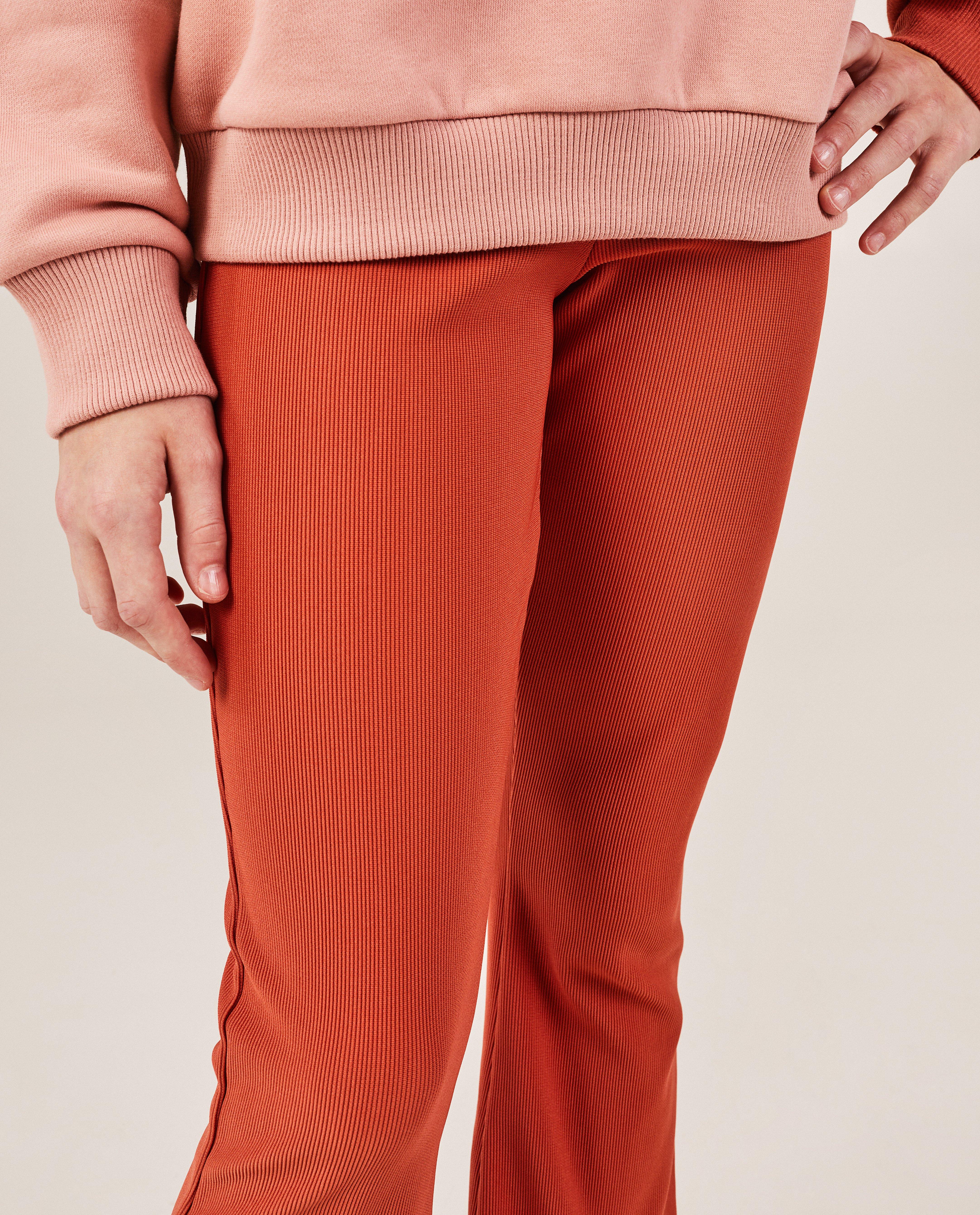 Leggings - Donkergroene legging met rib, flared fit