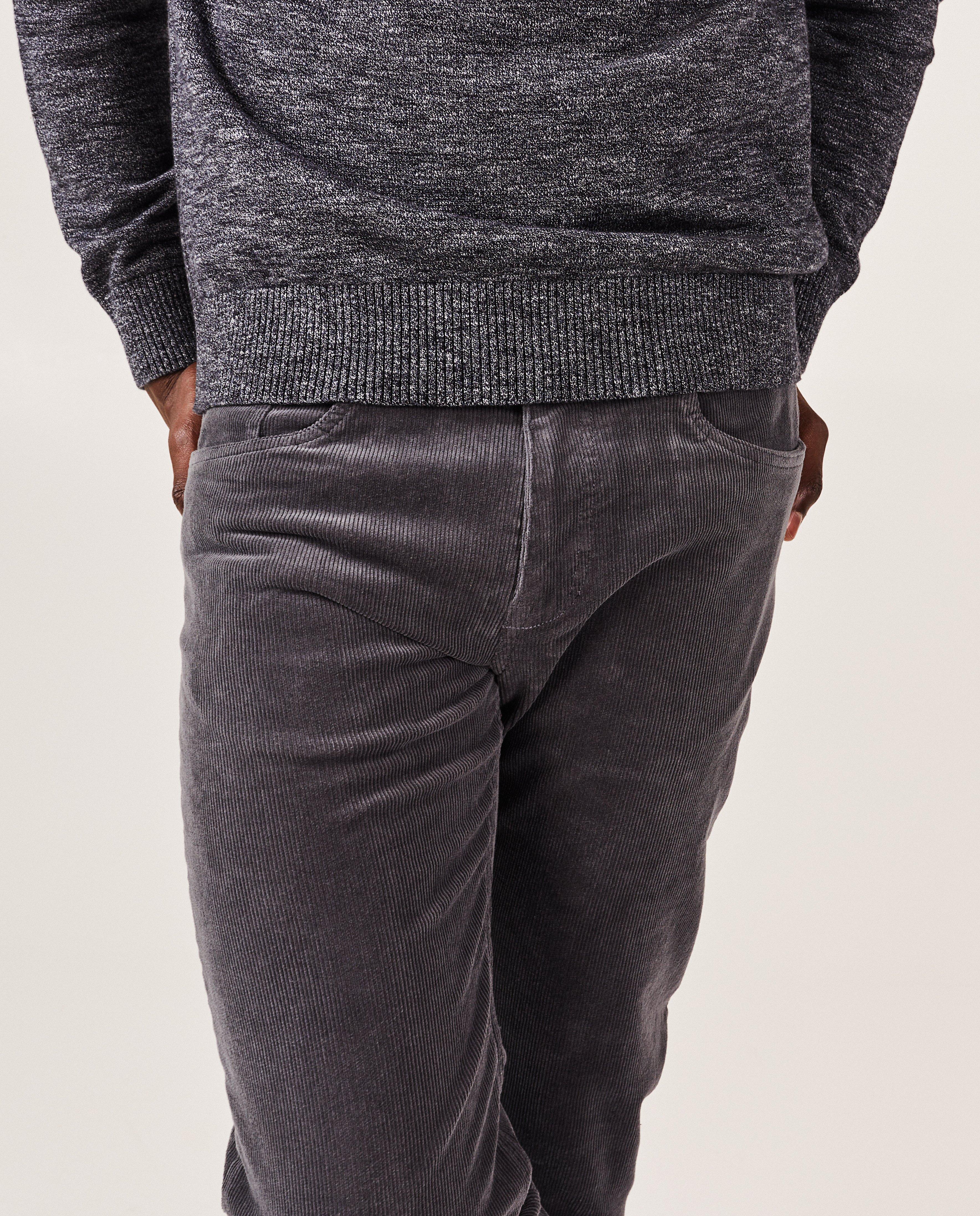 Pantalons - Pantalon en velours côtelé, slim fit