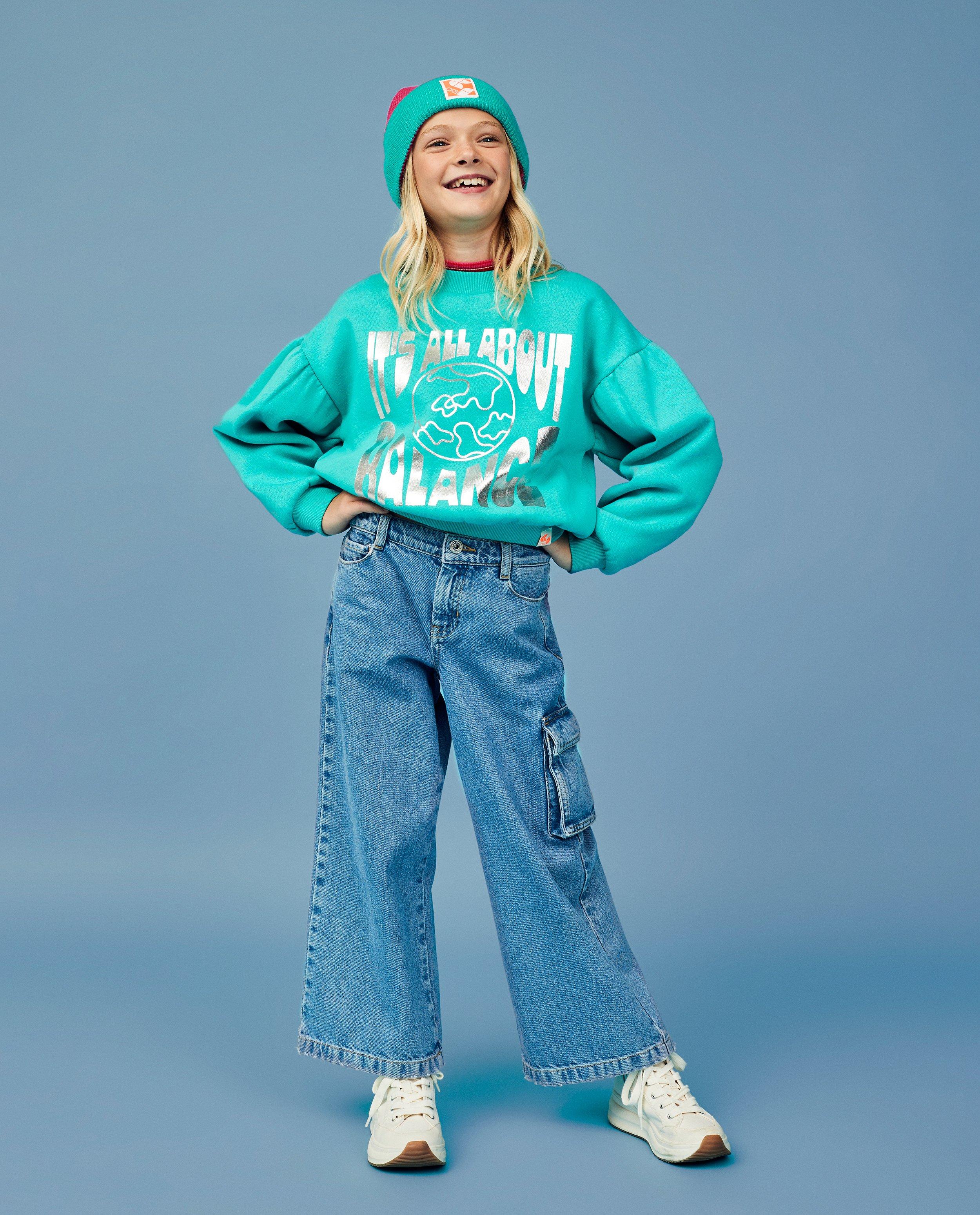 Blauwe jeans, cargo fit - Product Detail - donkerblauw - afbeelding nummer 2