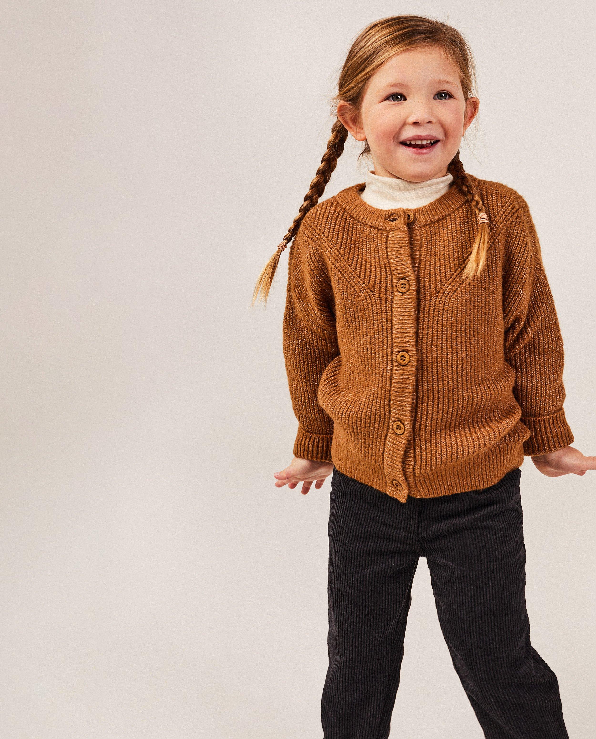 Pantalon noir en velours côtelé, coupe mom - Détails du produit - noir - image numéro 1