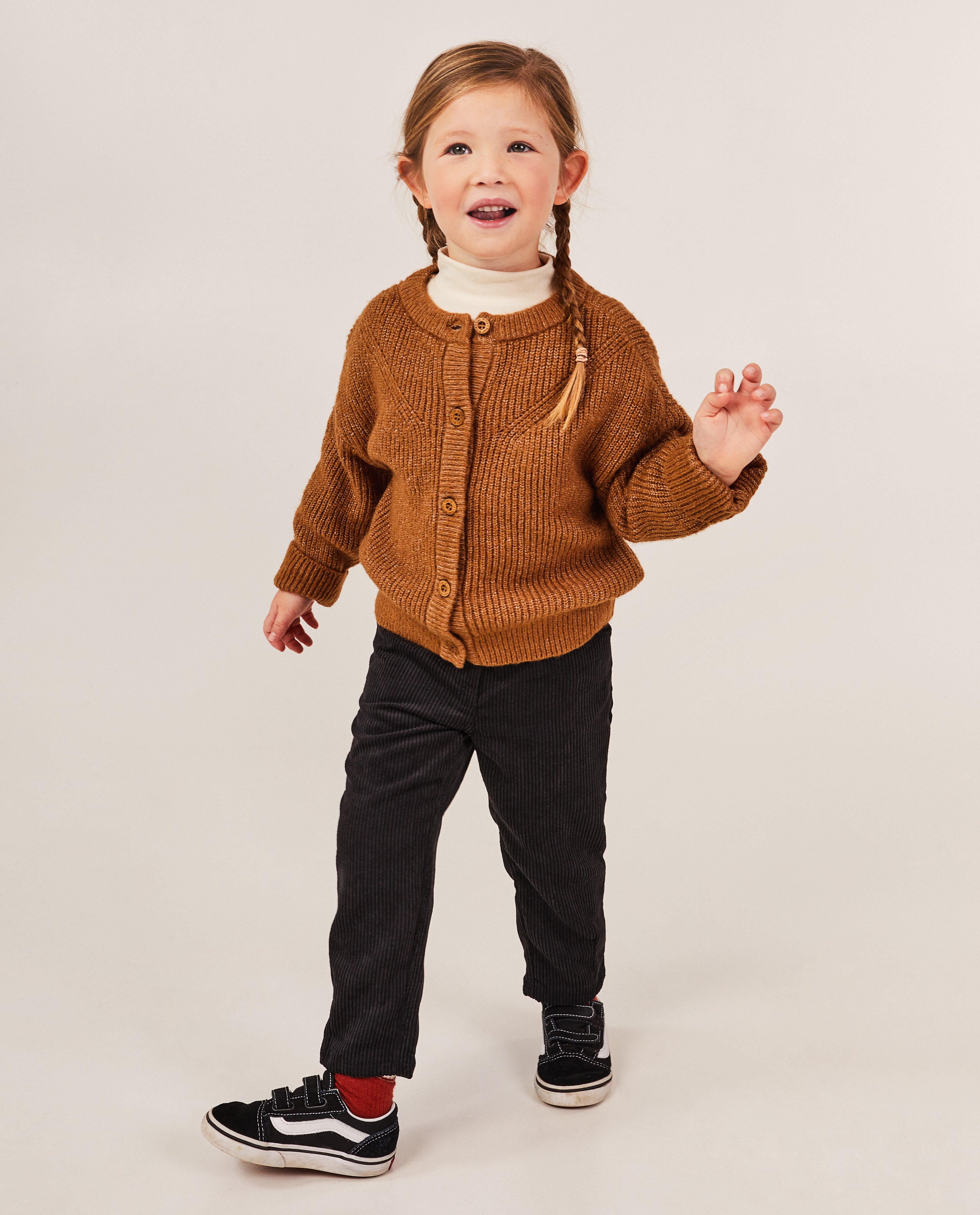 Pantalon noir en velours côtelé, coupe mom - Détails du produit - noir - image numéro 2