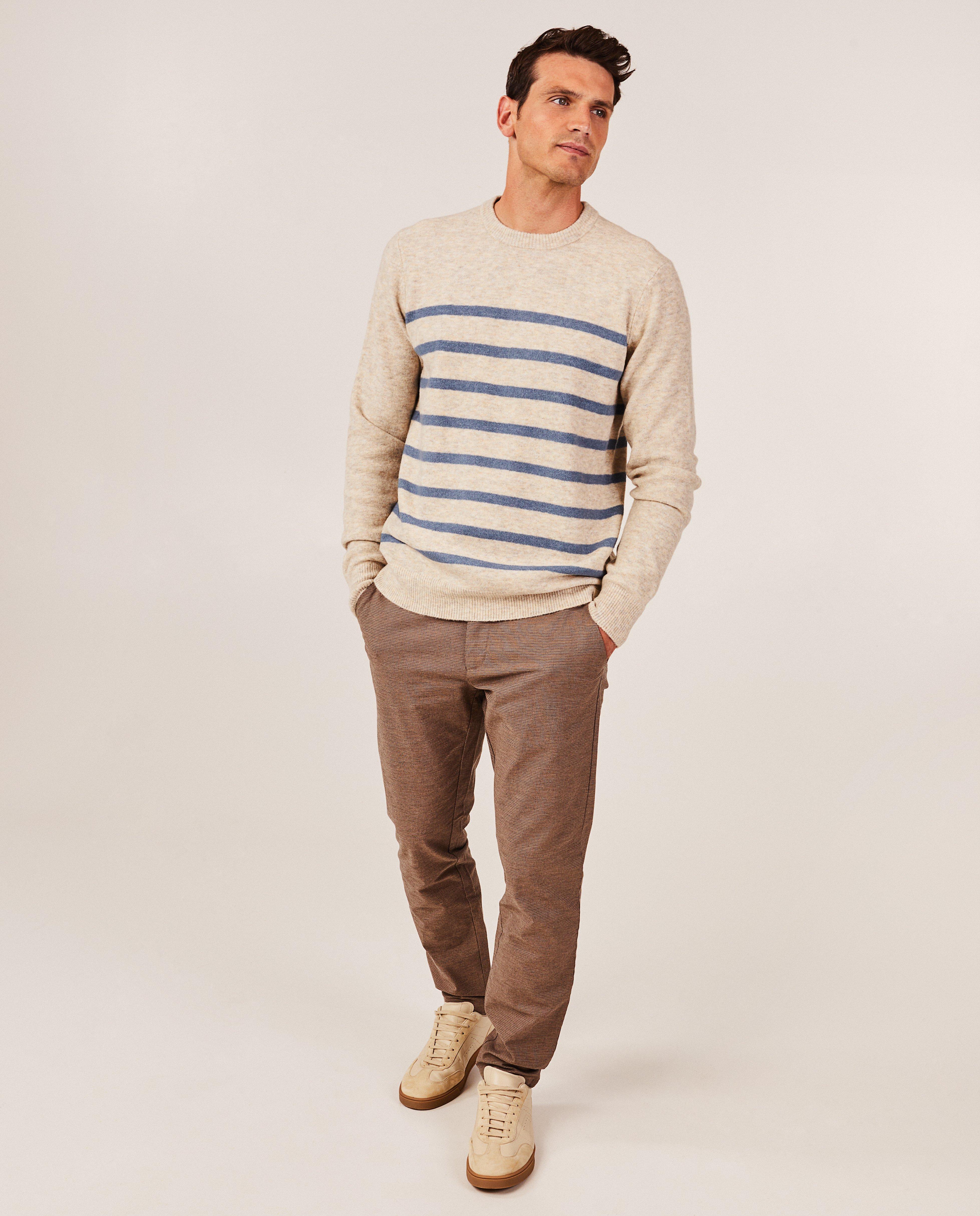 Gebreide trui met strepen, heren - Product Detail - lichtbruin - afbeelding nummer 1