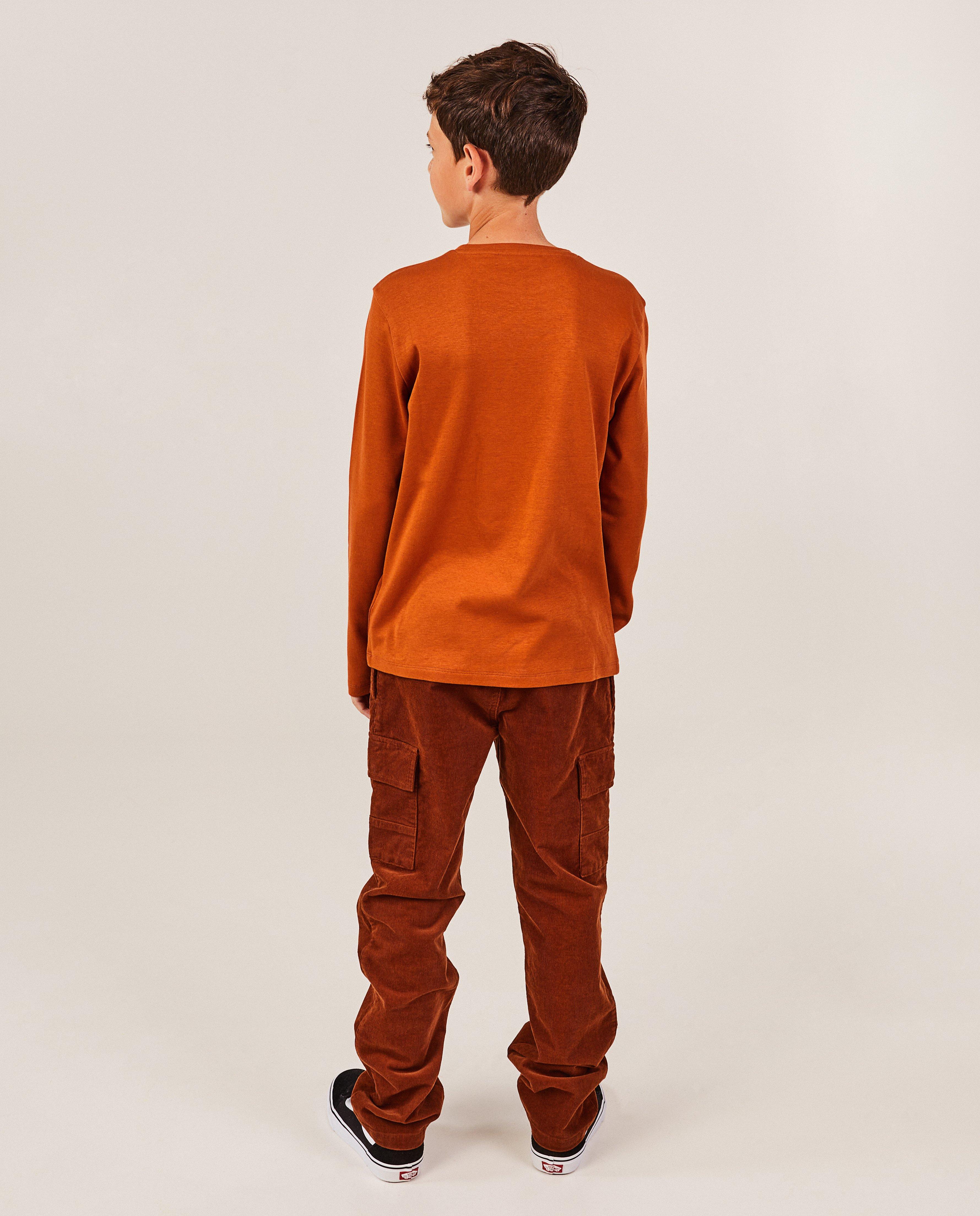 T-shirts - Longsleeve met opschrift in reliëf