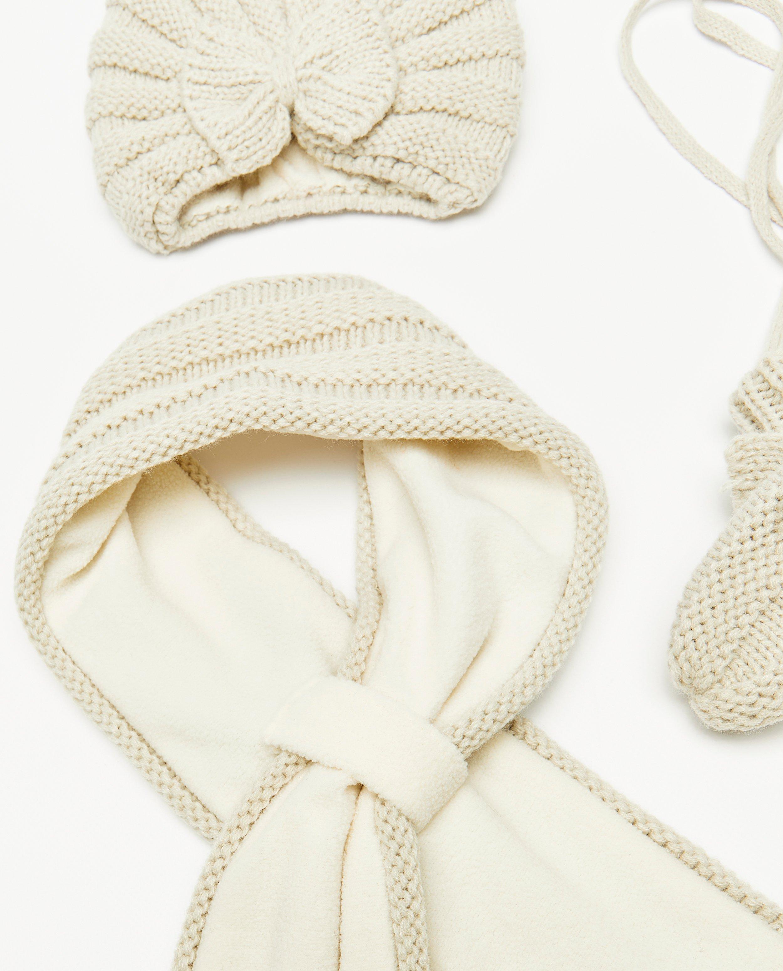 Breigoed - Set: muts + sjaal + handschoenen baby