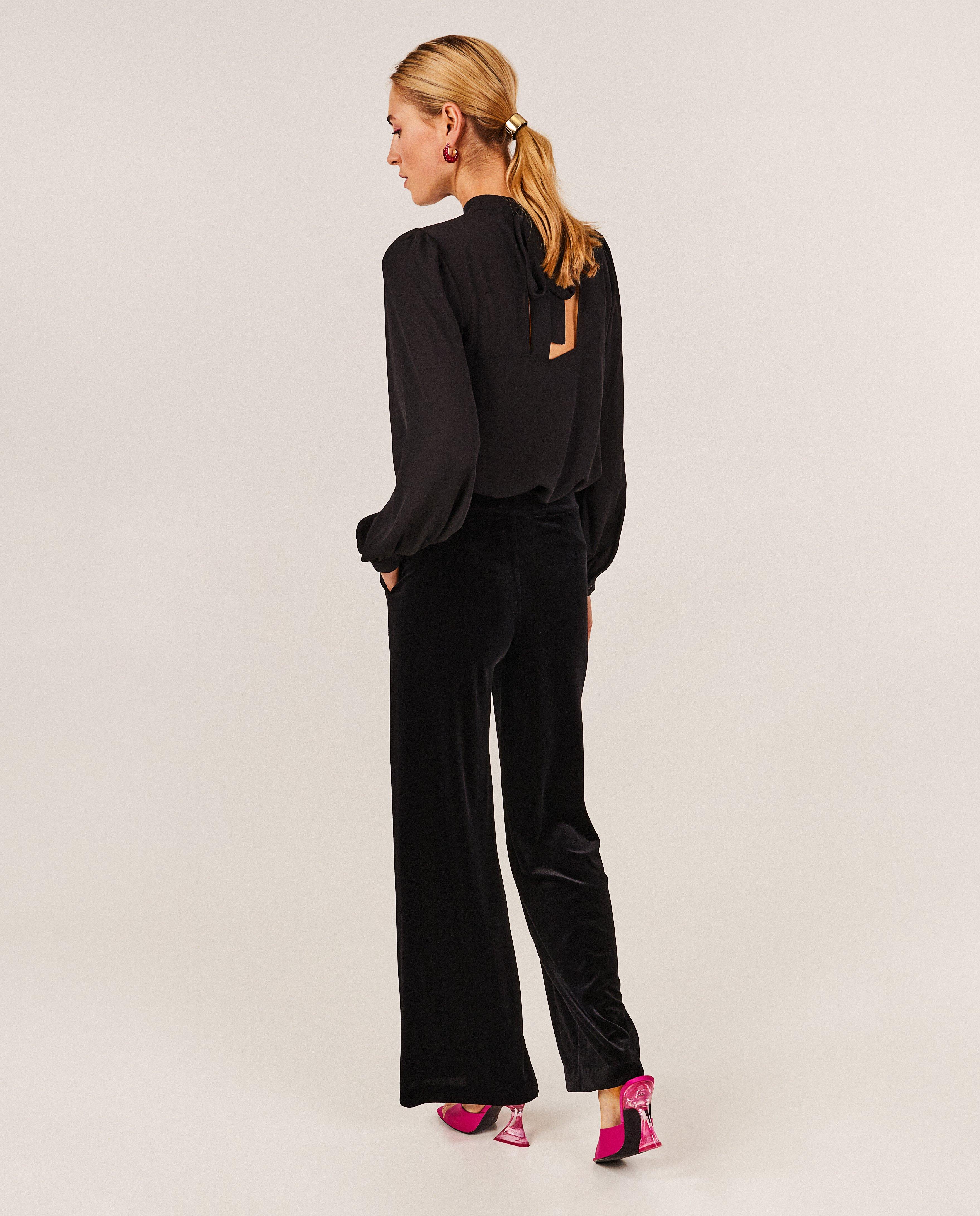 Zwarte blouse met cut-out - Product Detail - zwart - afbeelding nummer 3