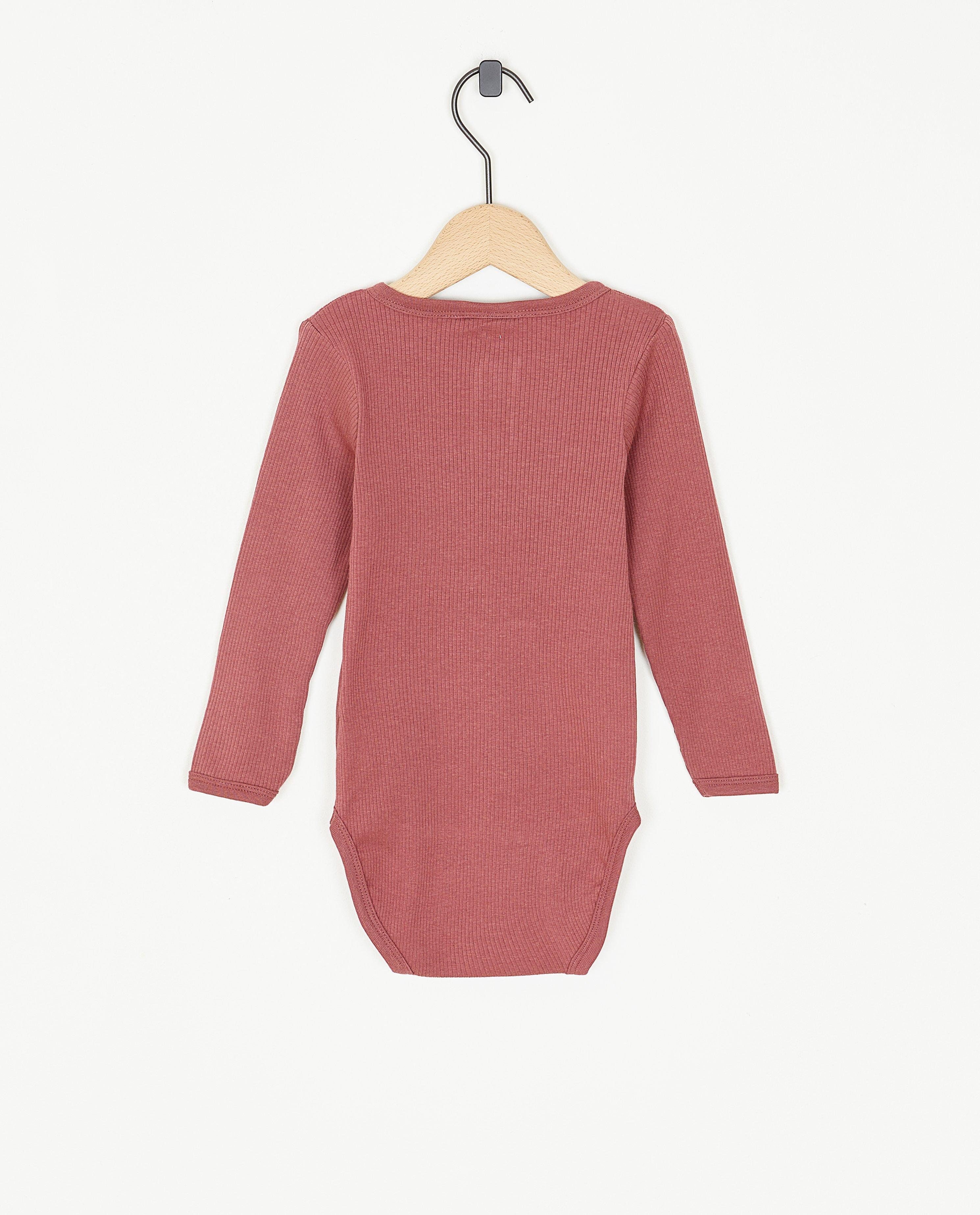 Onesies - Donkerroze romper met rib