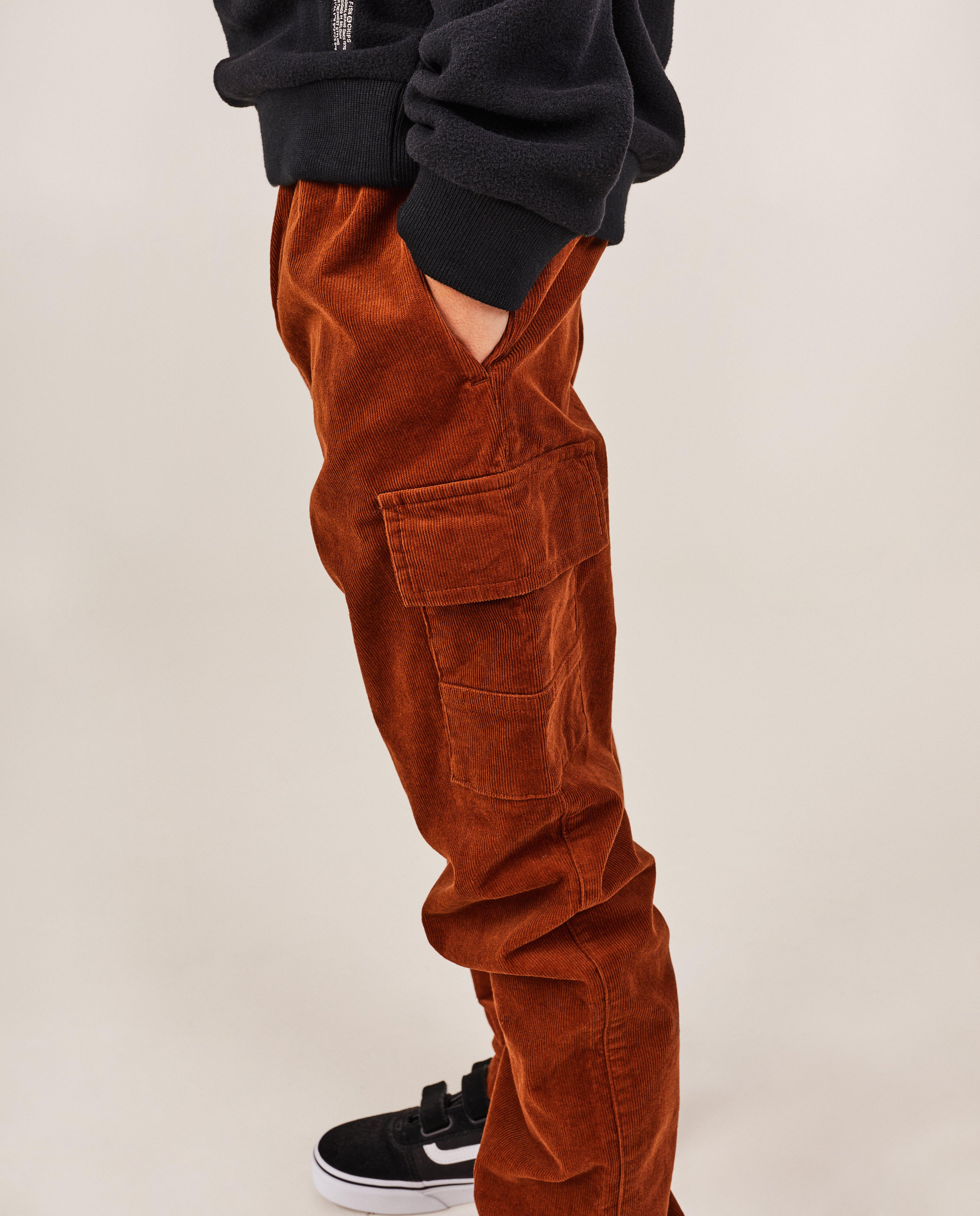 Pantalons - Pantalon en velours côtelé, coupe cargo
