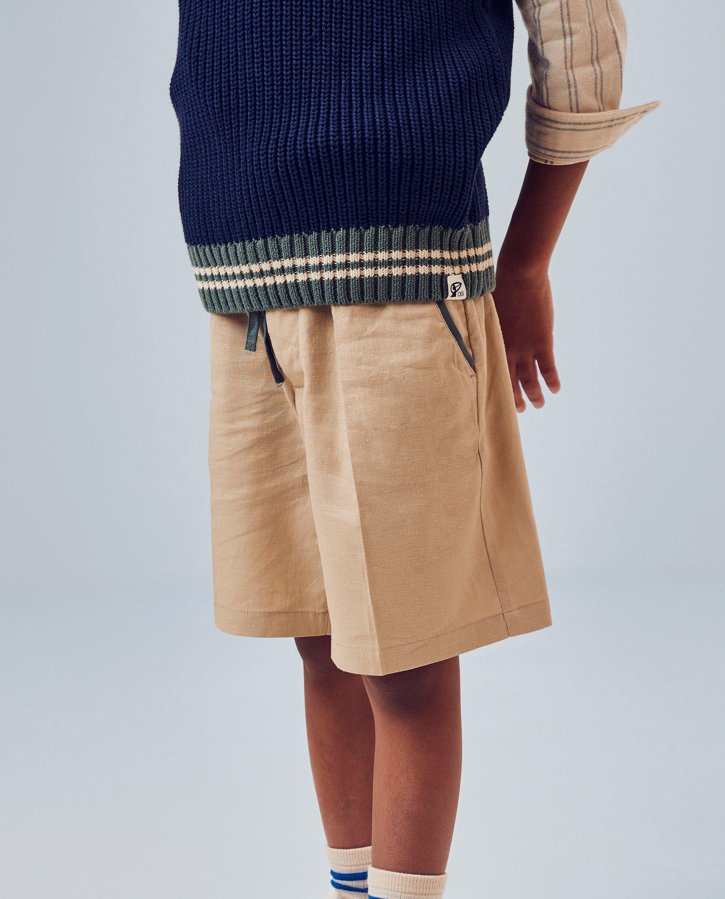 Shorten - Beige short met linnen, feest