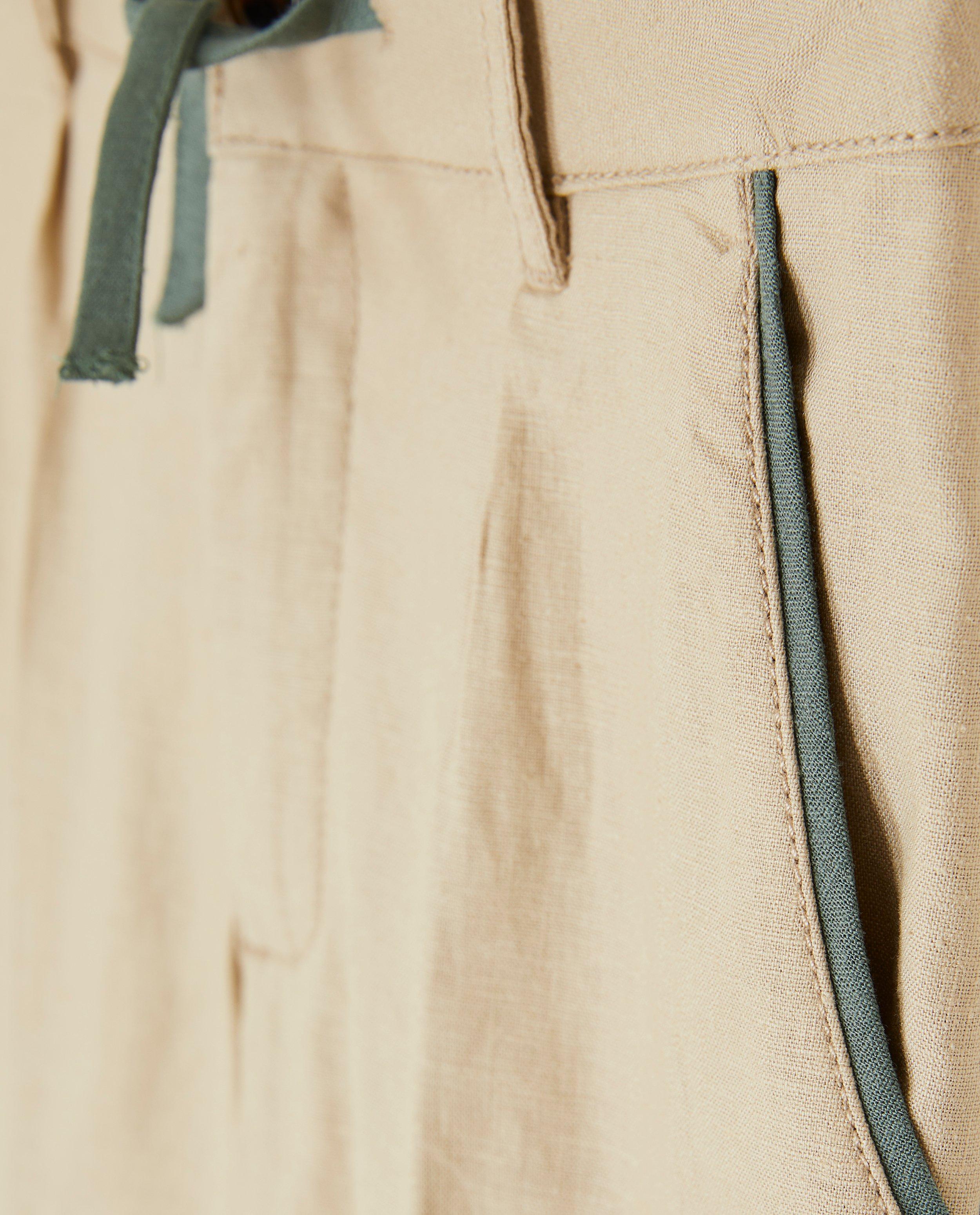 Shorten - Beige short met linnen, feest