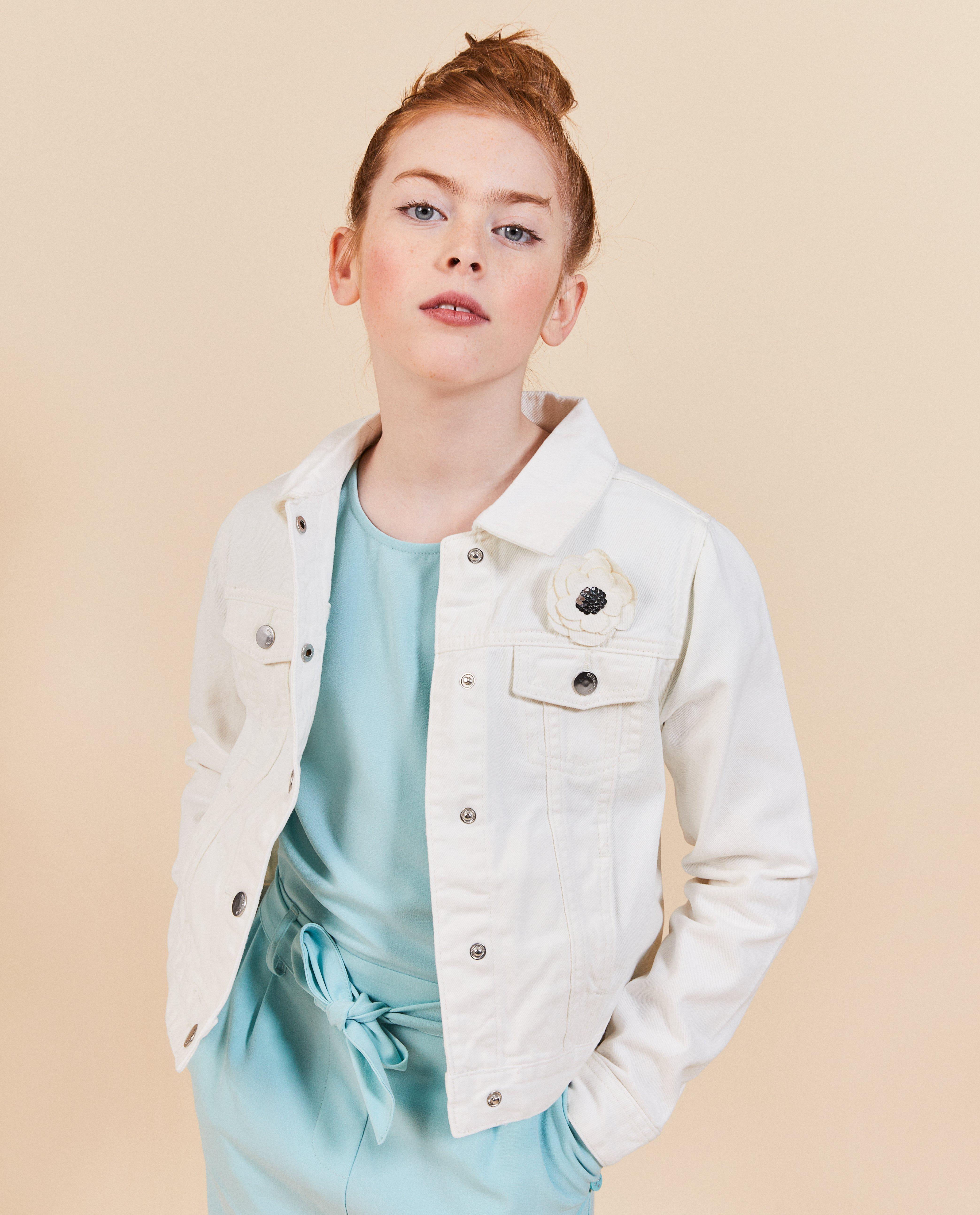 Wit jeansvest met broche, feest - null - Milla Star