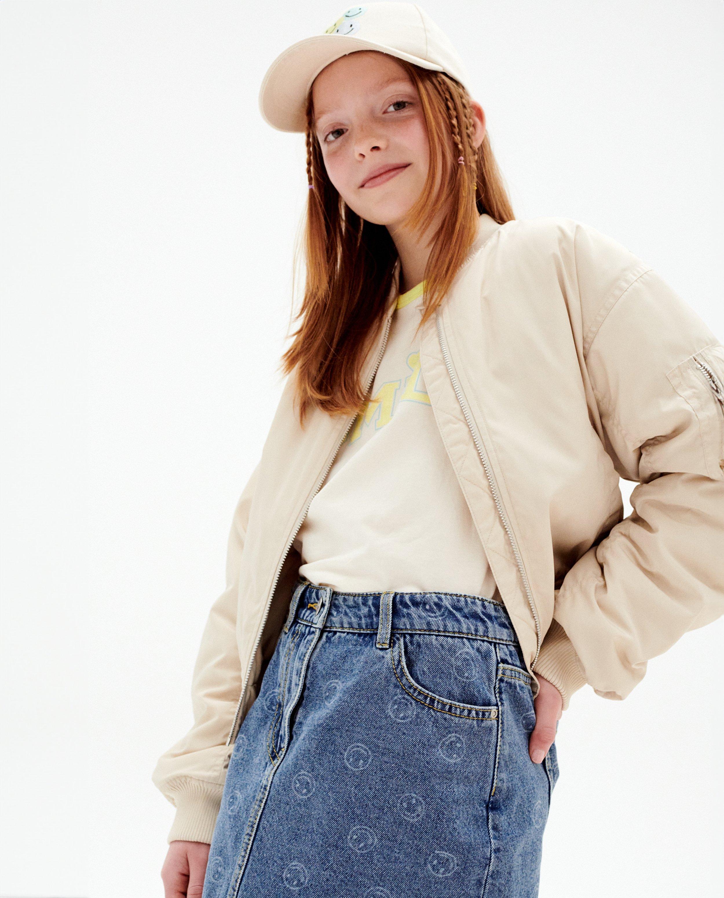 Beige bomber - null - Fish & Chips