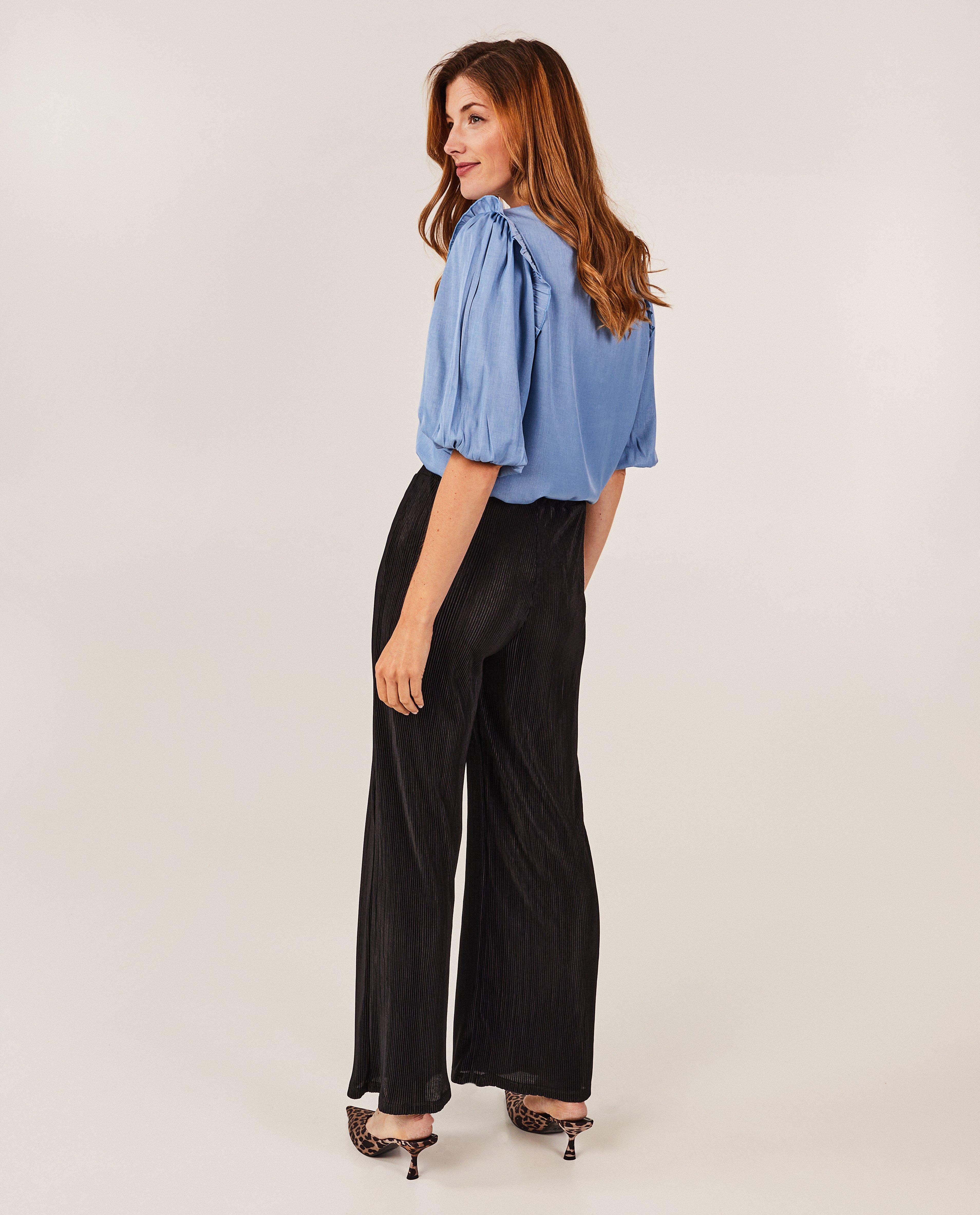 Hemden - Blauwe blouse met ruches