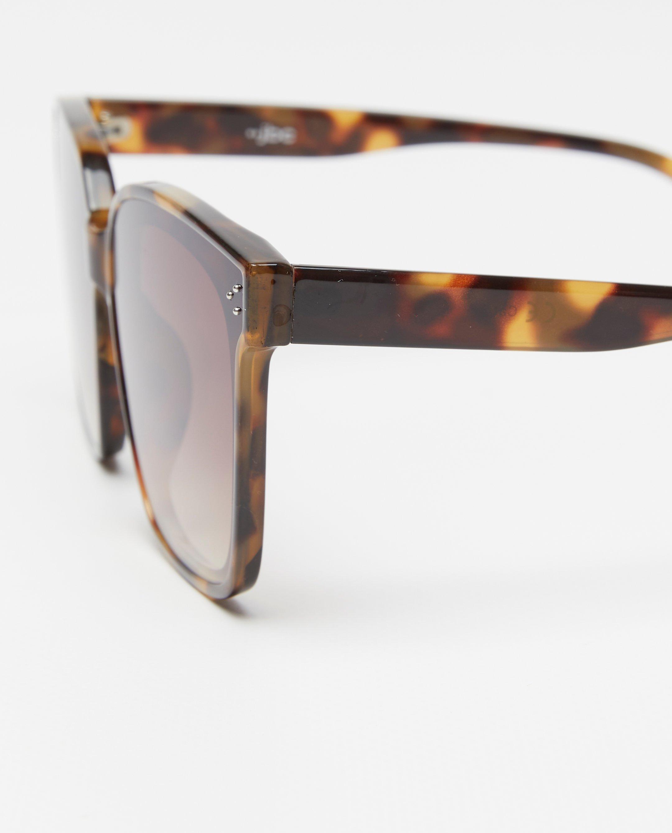 Lunettes de soleil - Lunettes de soleil à imprimé léopard, femmes