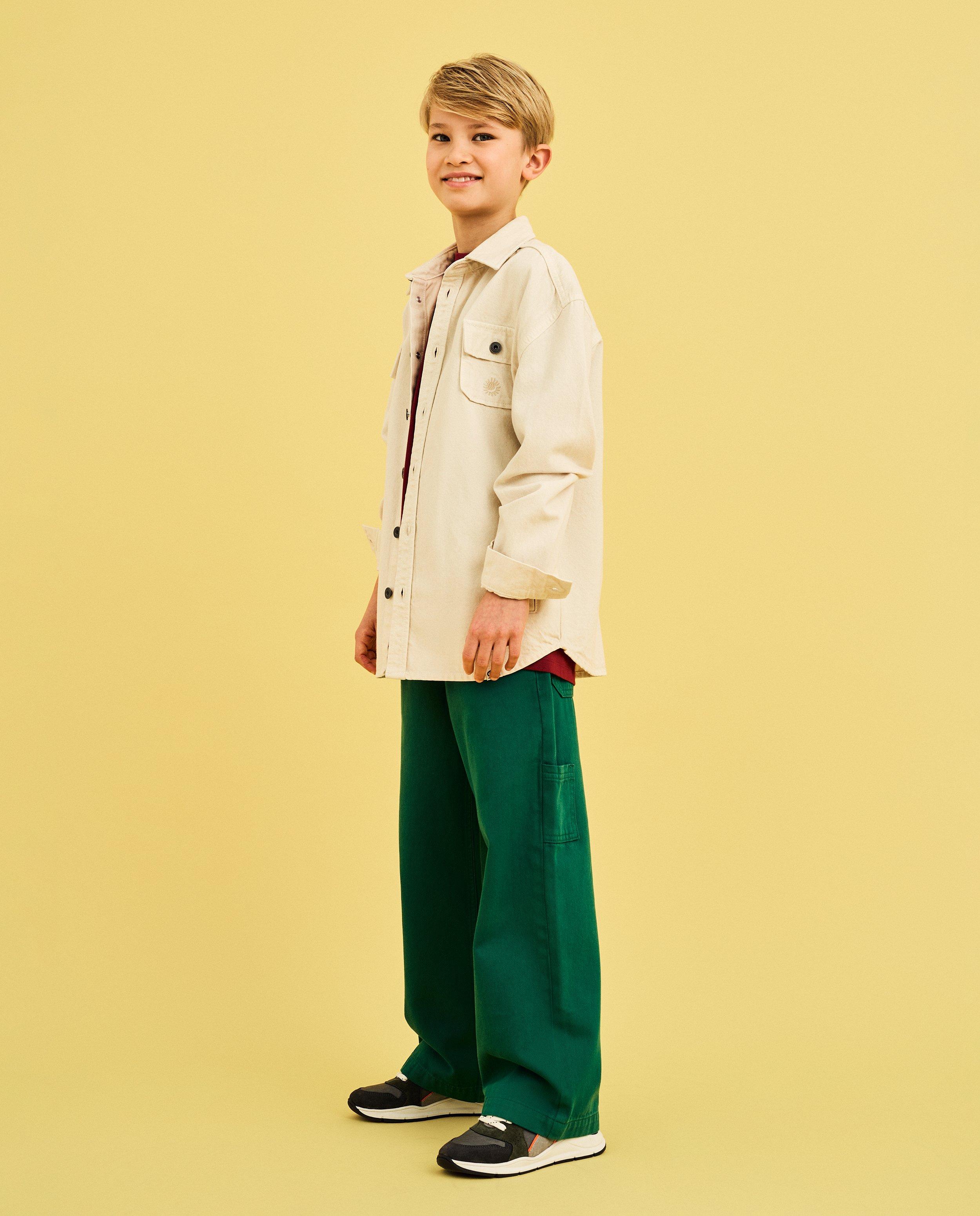 Groene broek, cargo fit - Product Detail - khaki - afbeelding nummer 1
