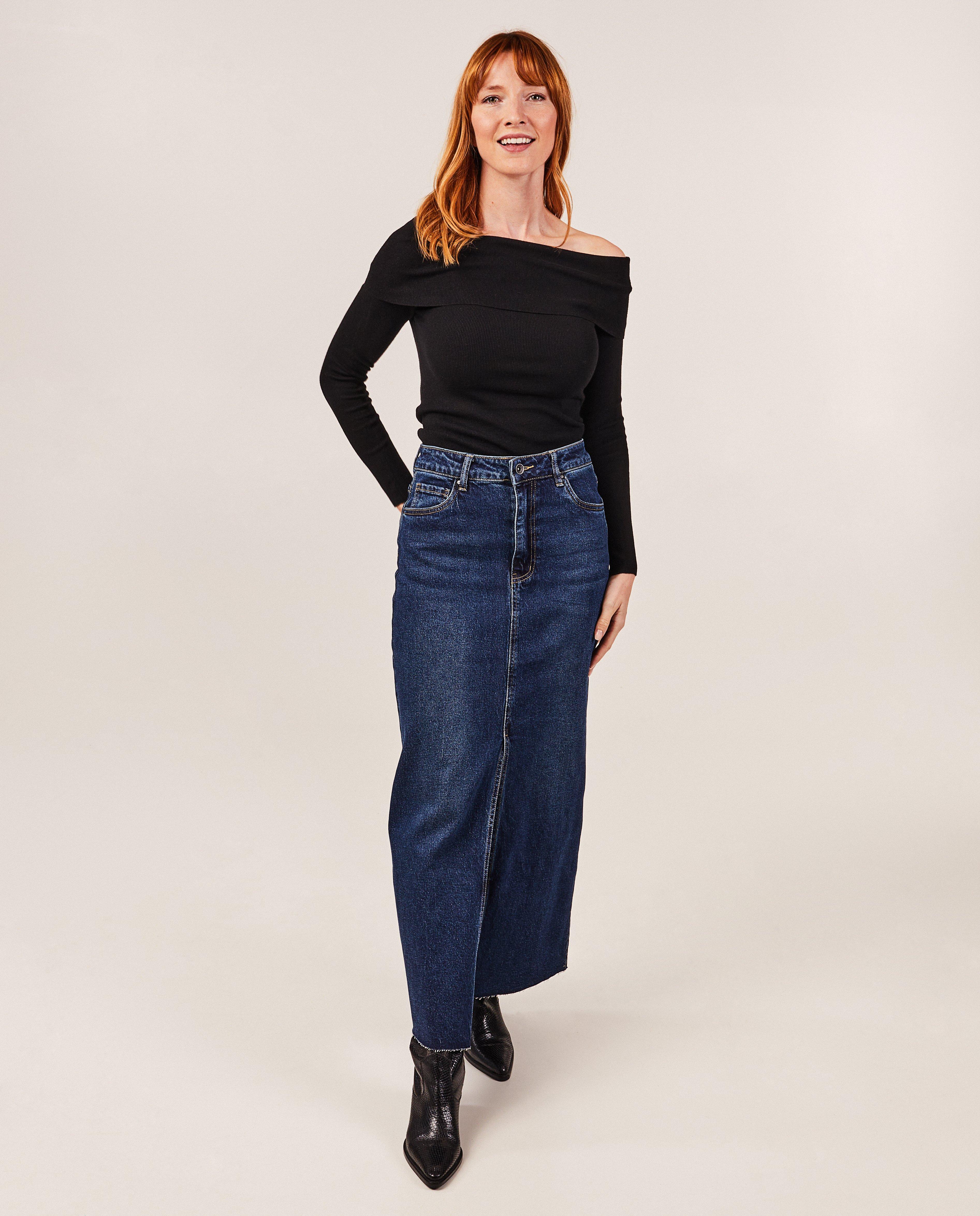 Jupes - Longue jupe en jeans avec une fente