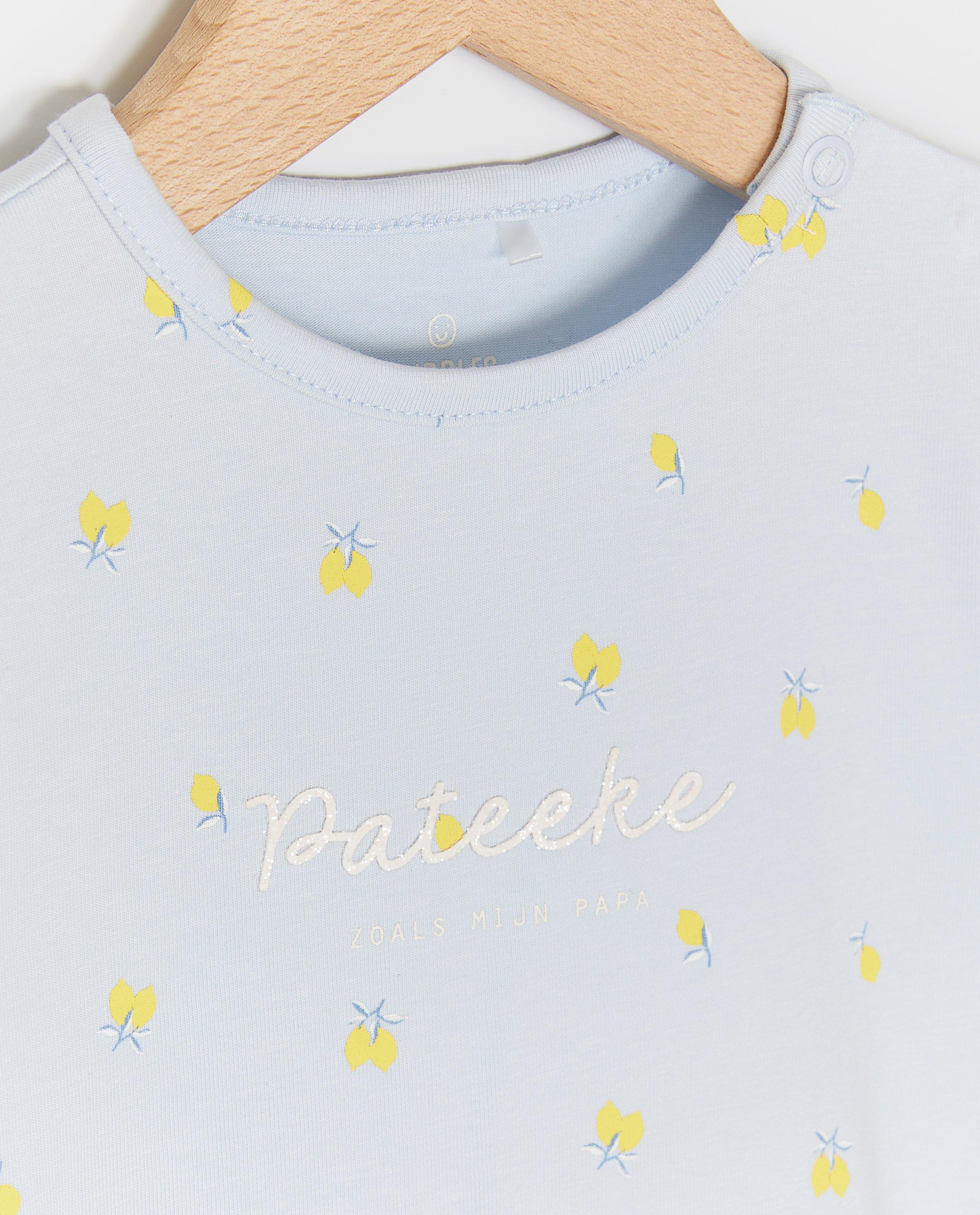 T-shirts - T-shirt met opschrift