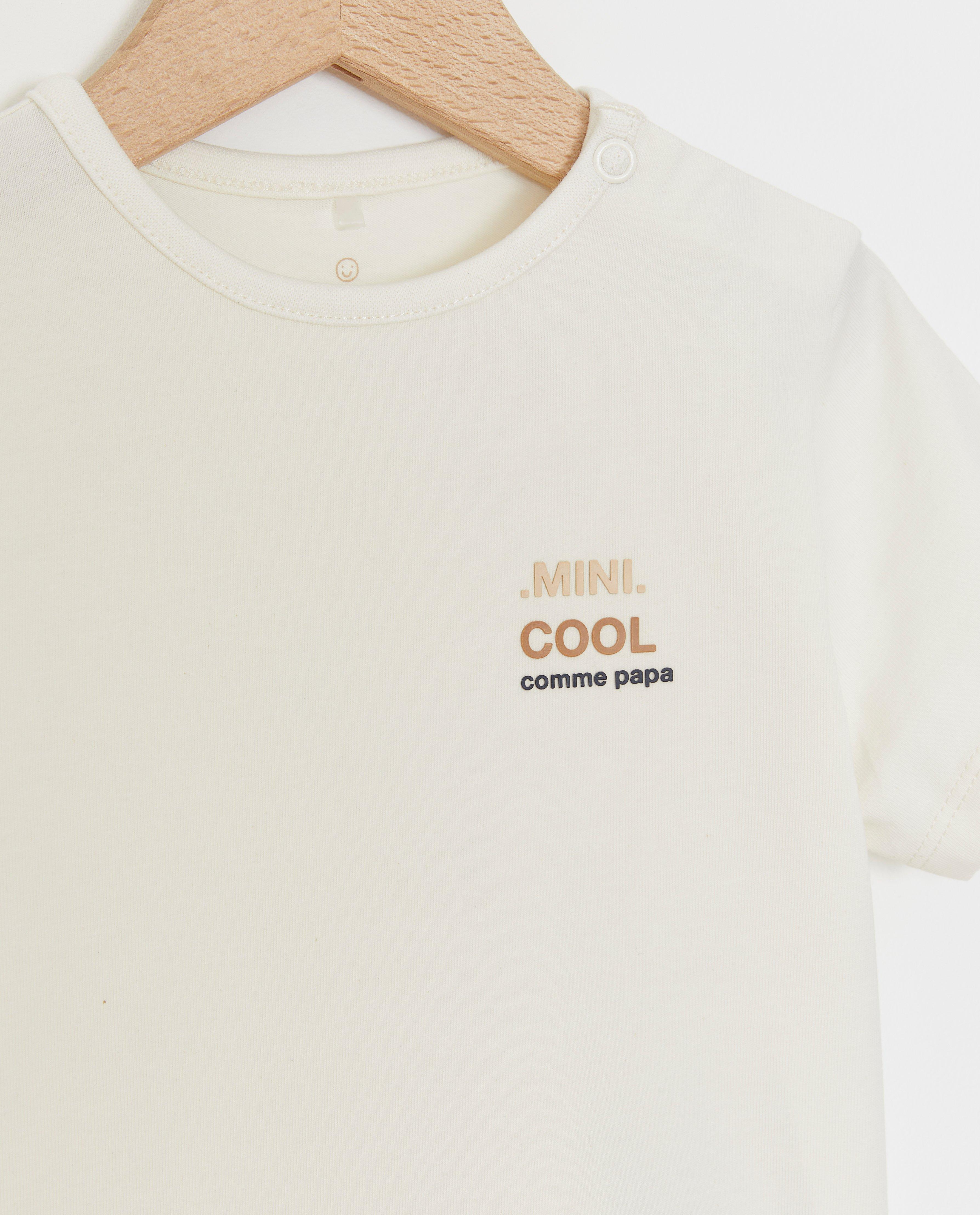 T-shirts - T-shirt met opschrift