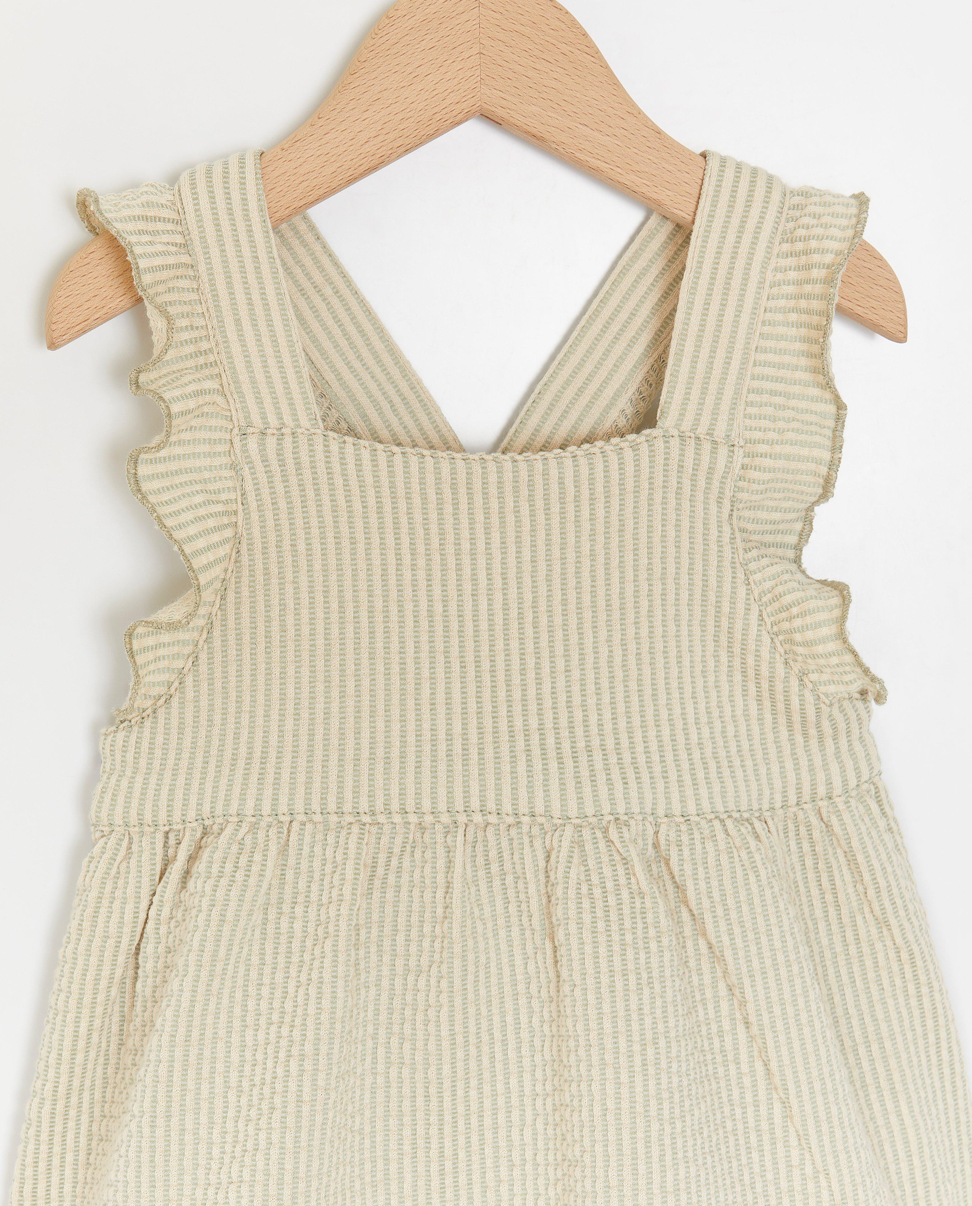 Robes - Robe en matière structurée