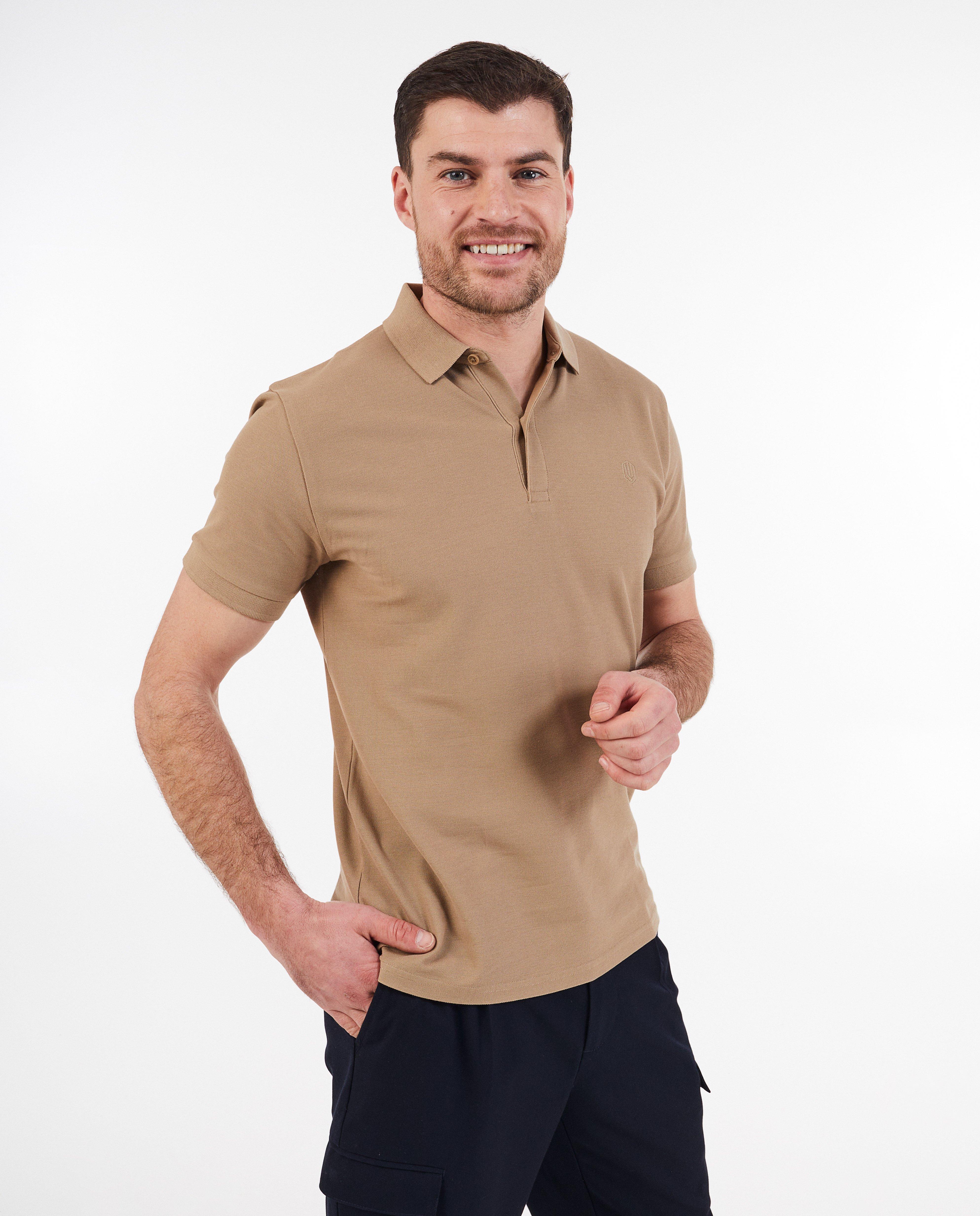 Polo brun, regular fit - D&eacute;tails du produit - brun clair - image num&eacute;ro 1