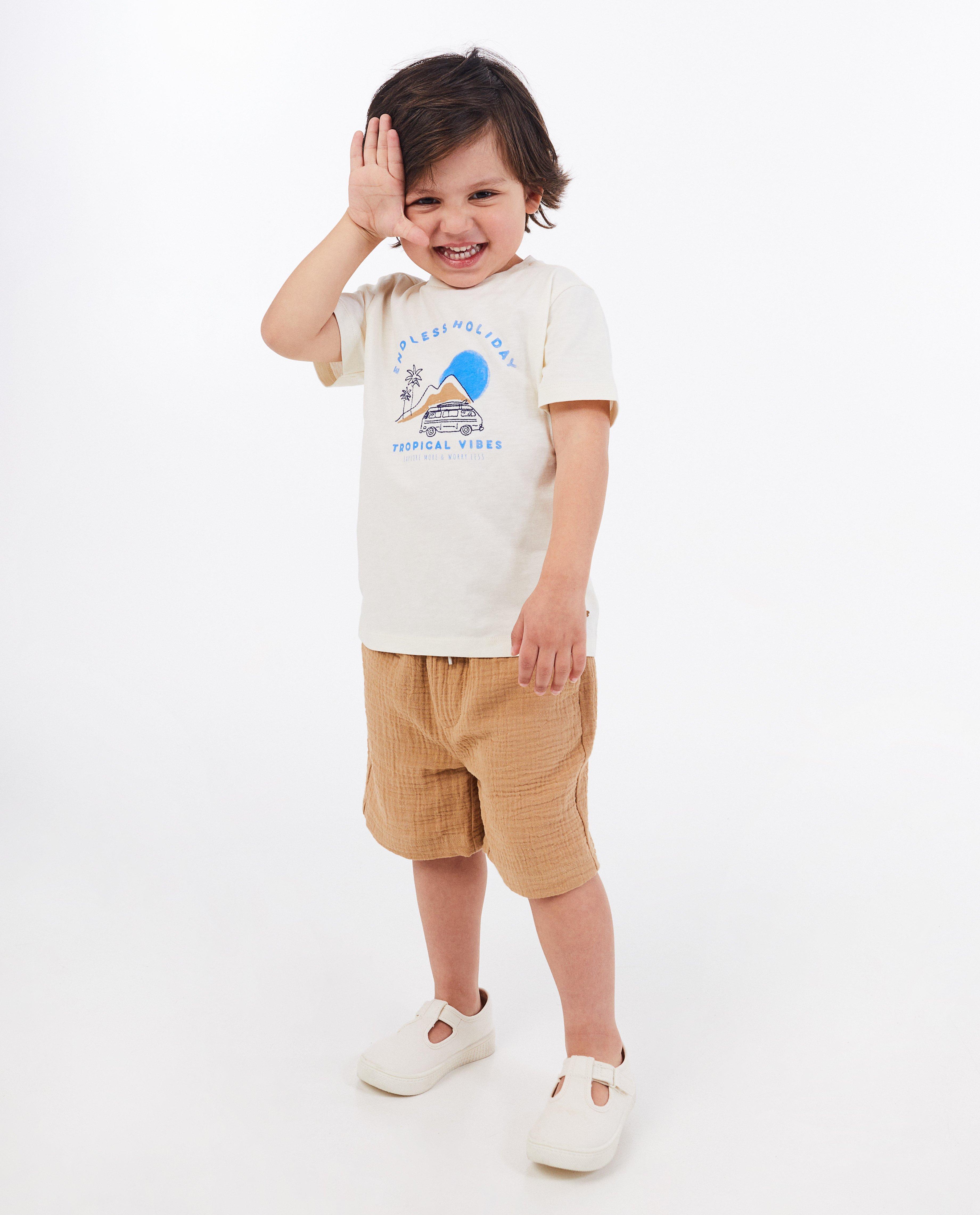 Bruine short, baggy fit, 2-7 jaar - null - Kidz Nation
