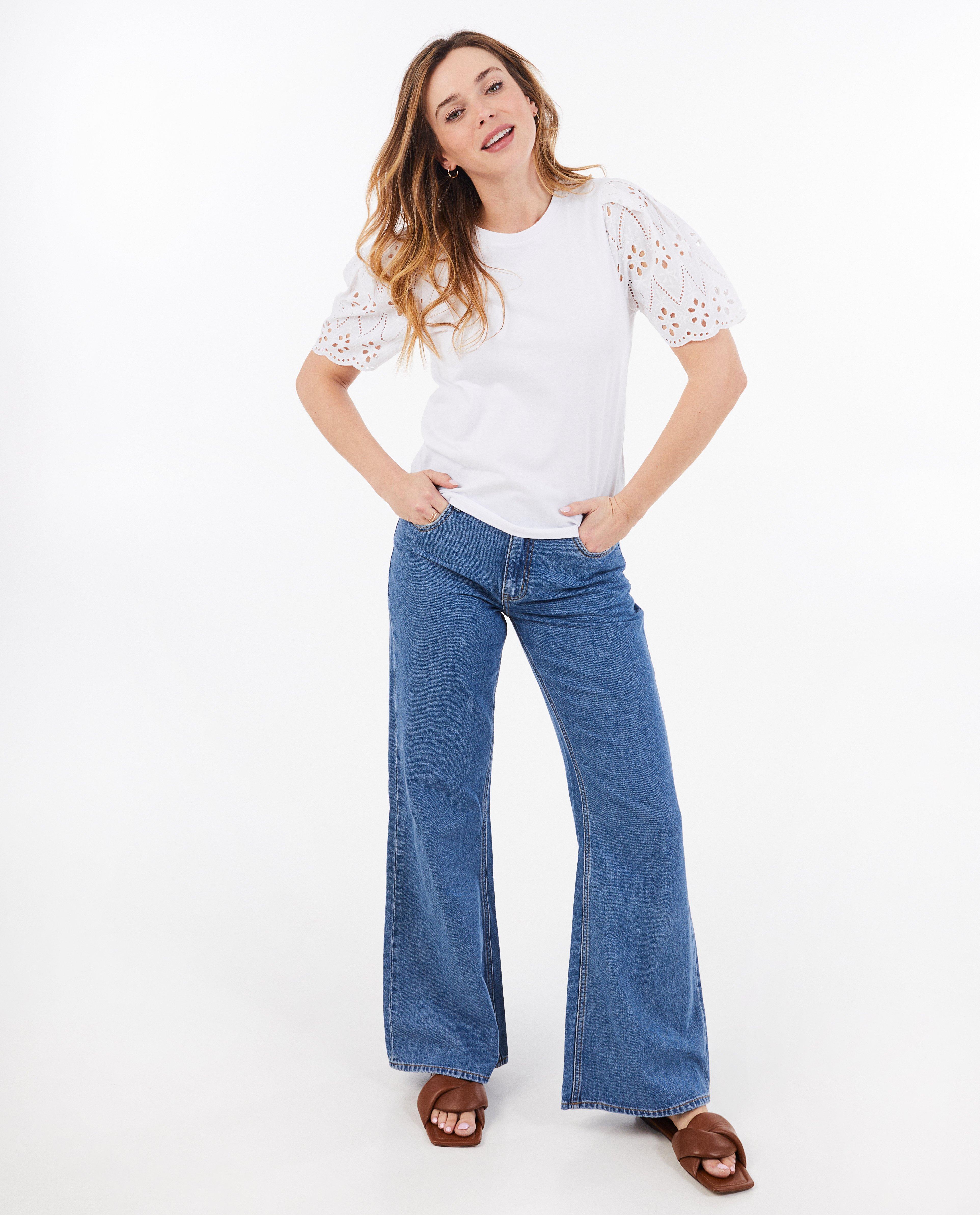 T-shirts - T-shirt met broderie anglaise