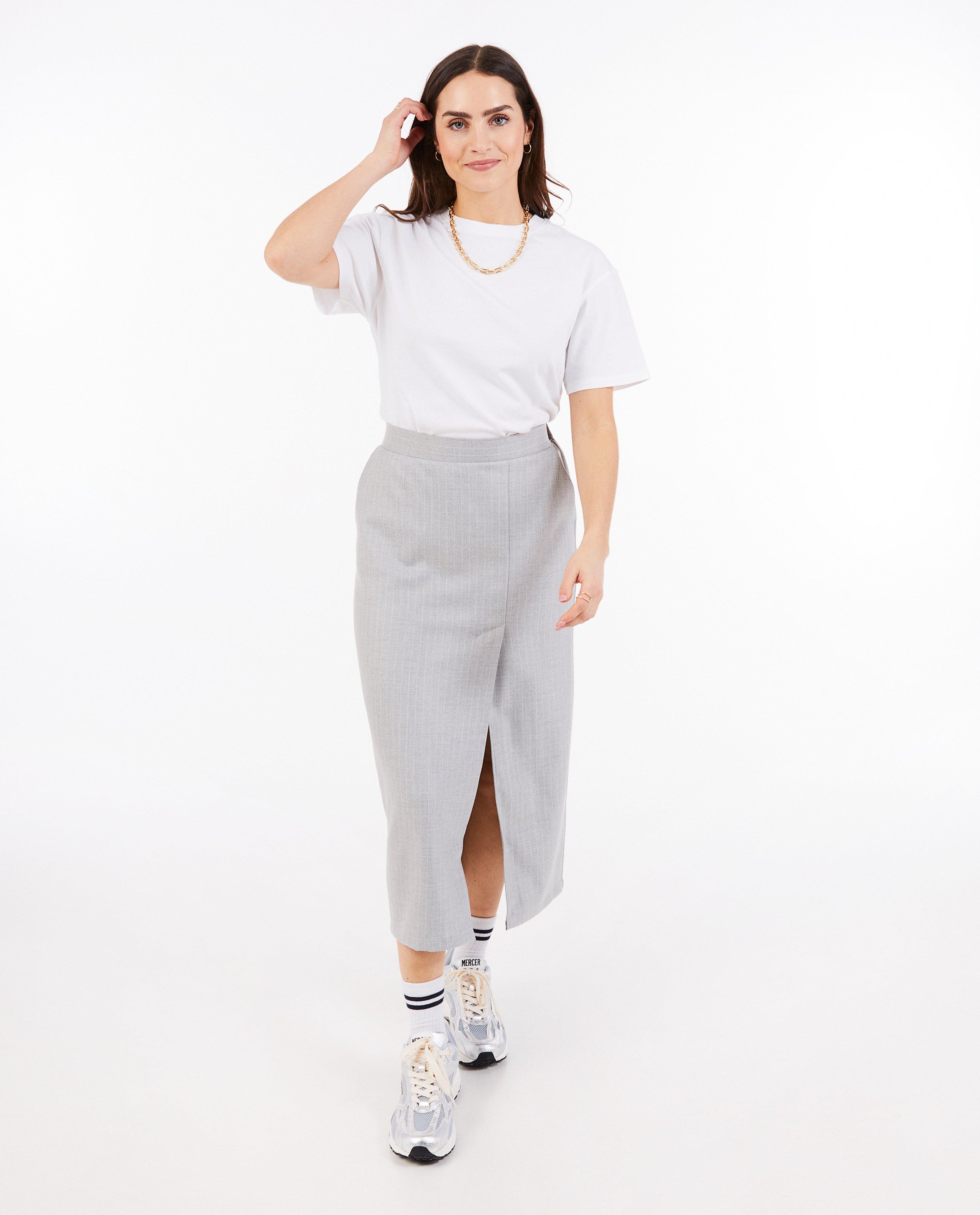 Grijze rok met krijtstreep - Product Detail - grijs - afbeelding nummer 1