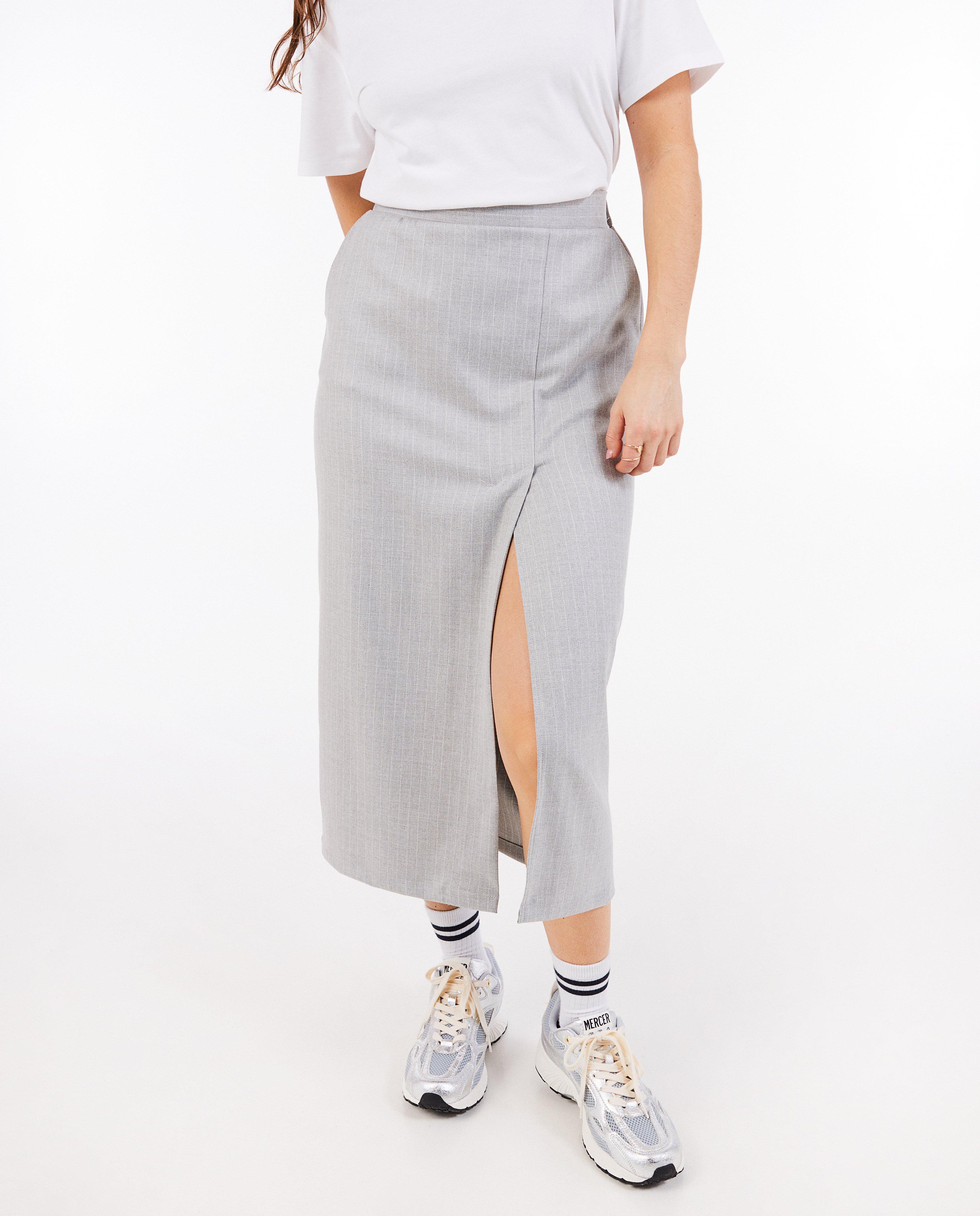 Grijze rok met krijtstreep - Product Detail - grijs - afbeelding nummer 3