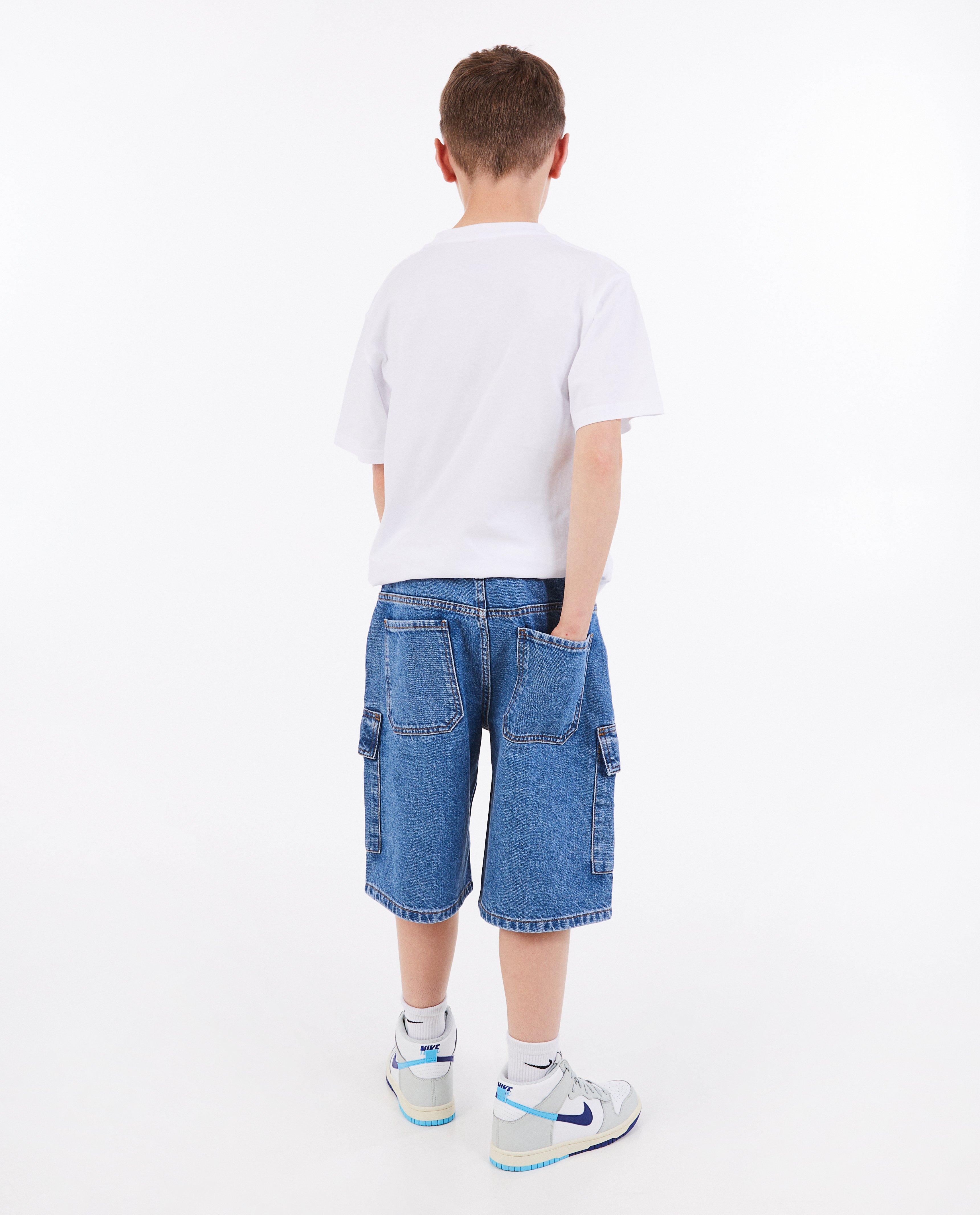 Shorts - Short en jeans bleu, coupe skater