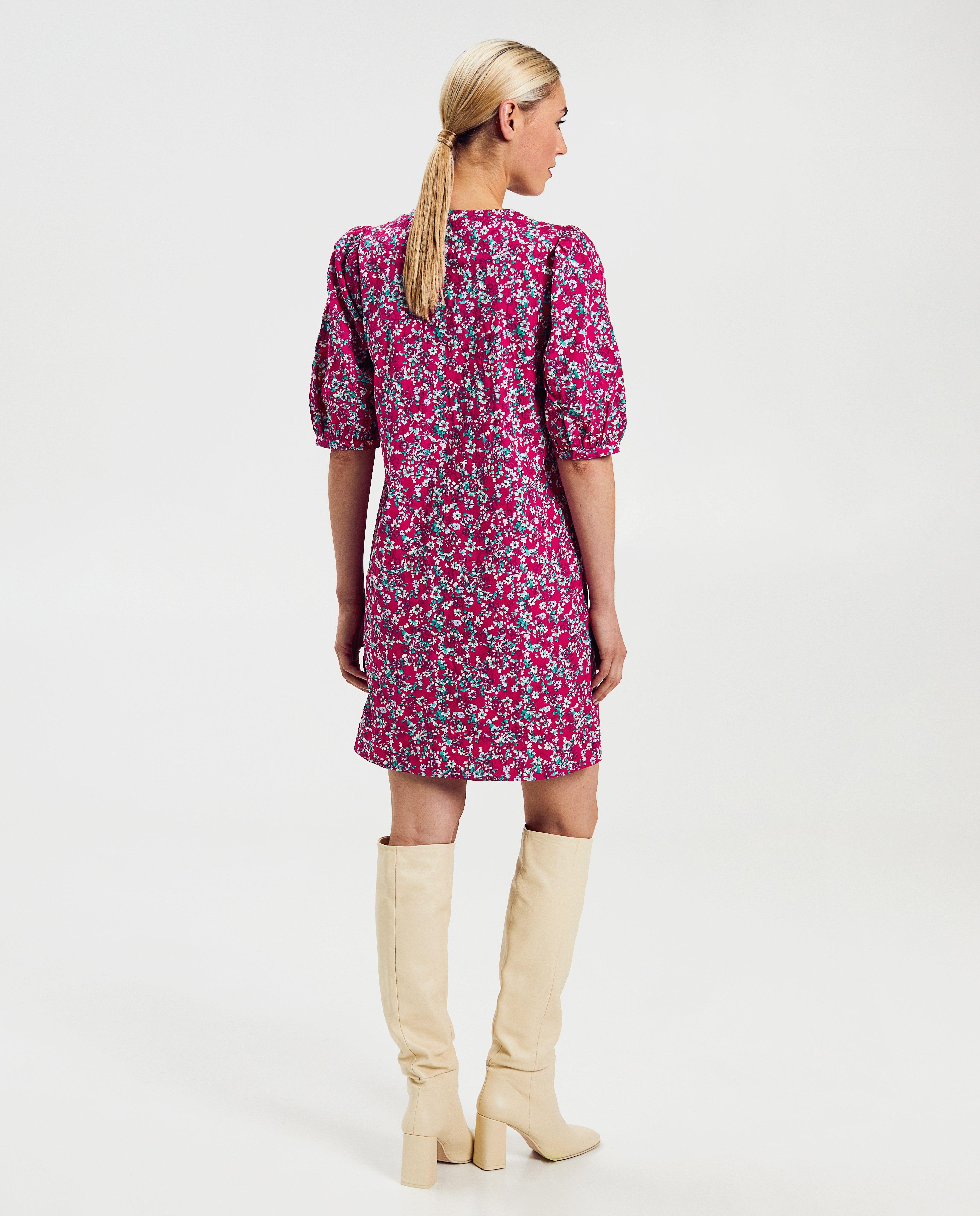 Kleedjes - Jurk met geborduurde bloemen