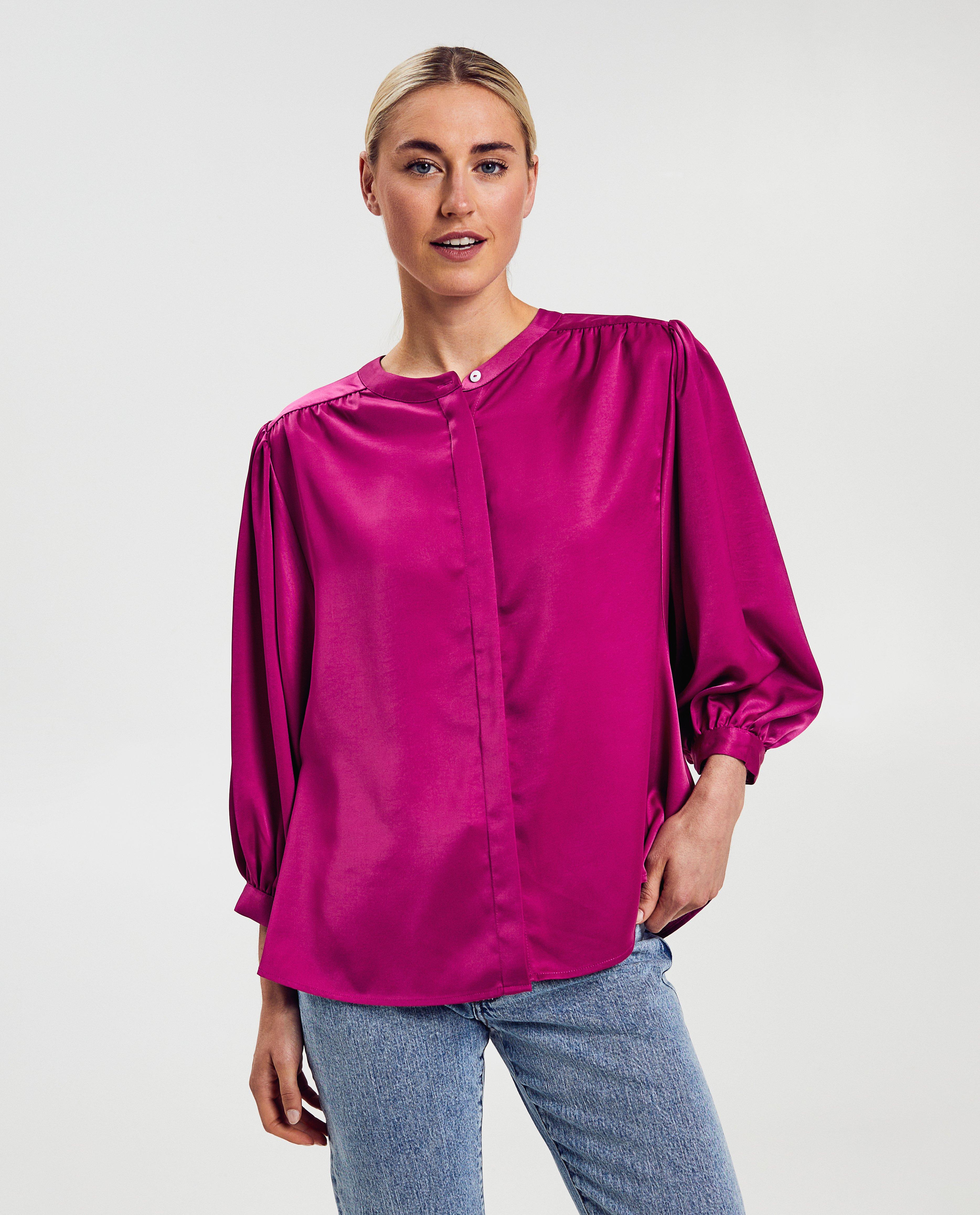 Satijnen blouse met vlindermouwen - Product Detail - felroze - afbeelding nummer 1