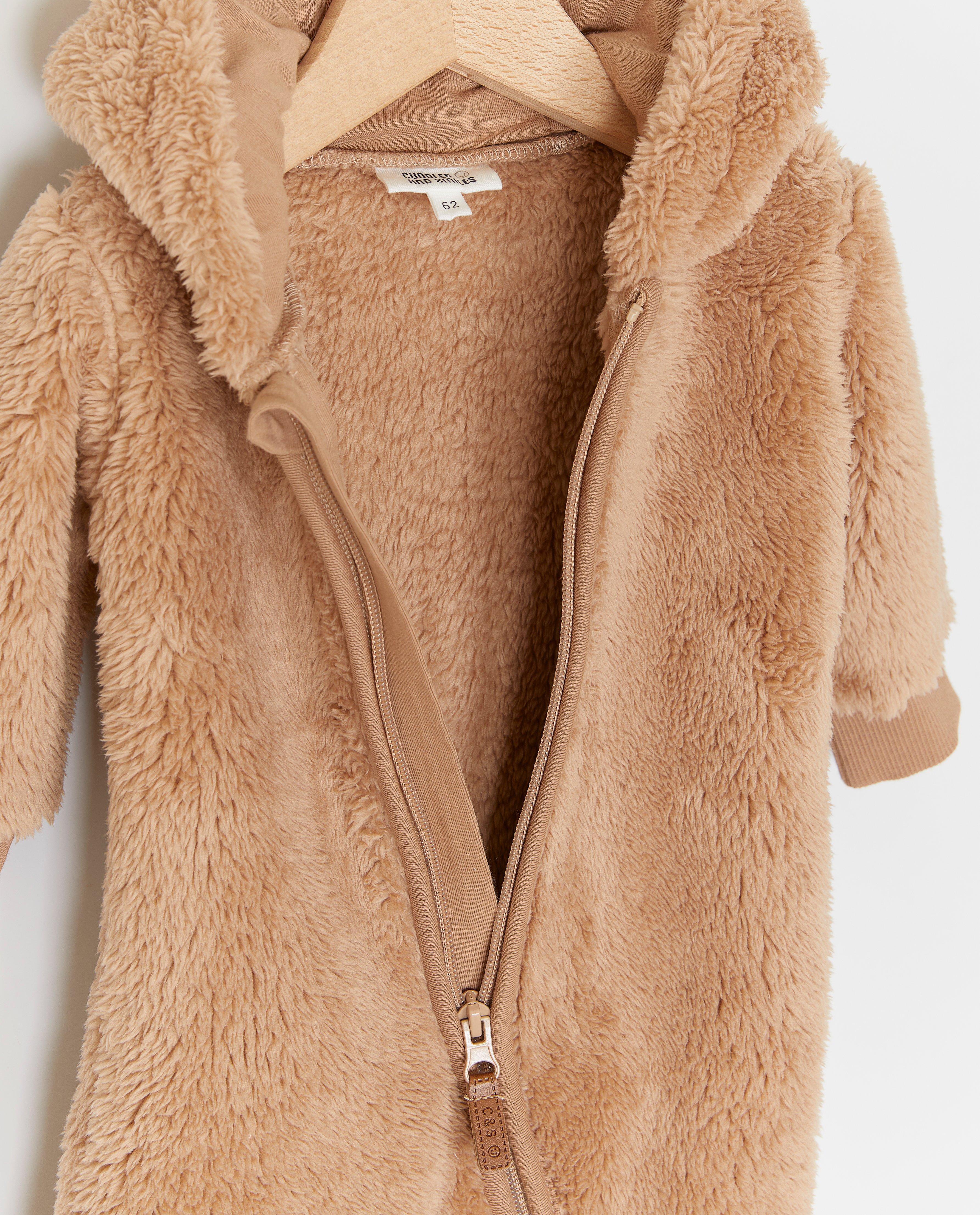 Poncho's en teddy's - Teddy onesie met oortjes
