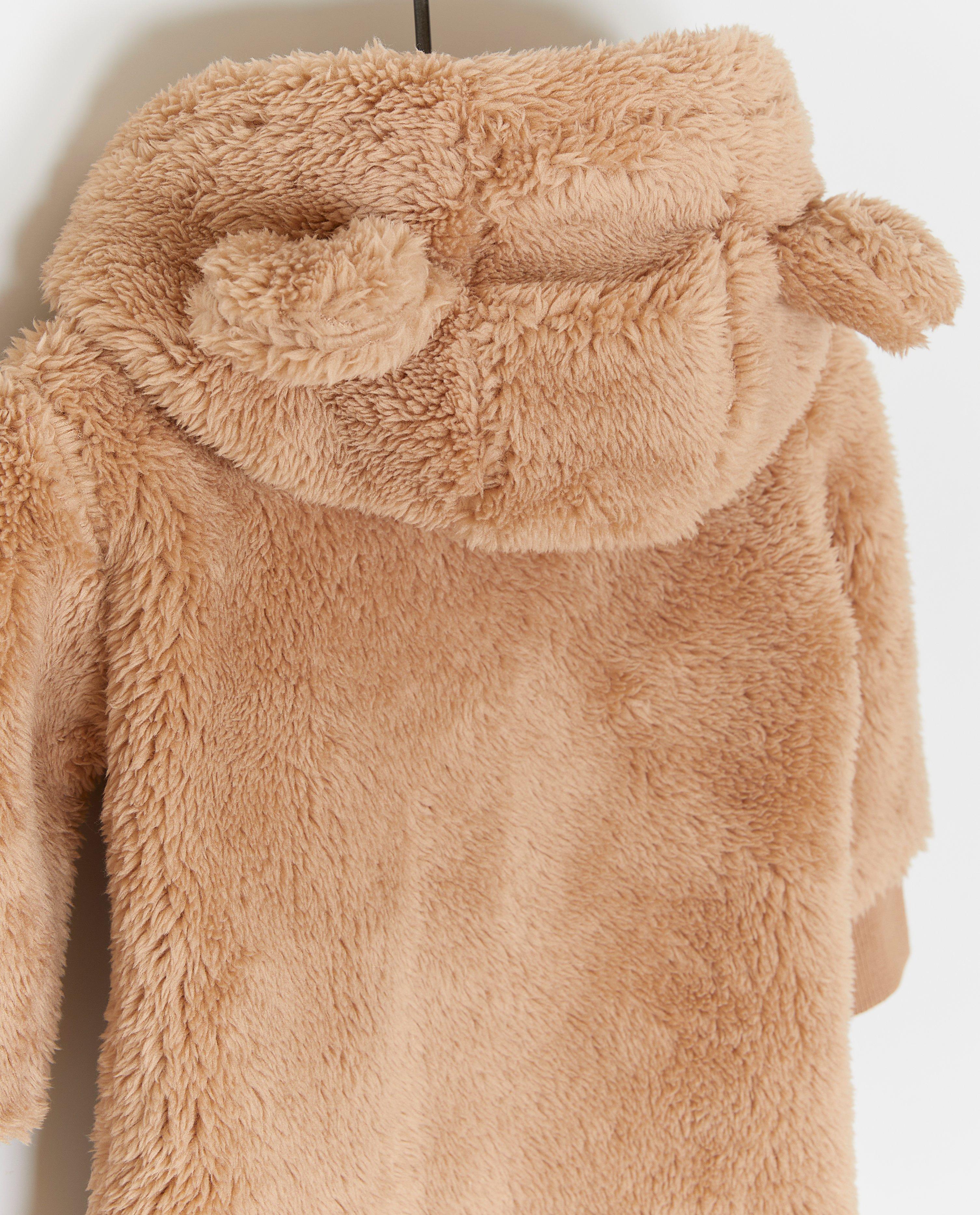 Poncho's en teddy's - Teddy onesie met oortjes